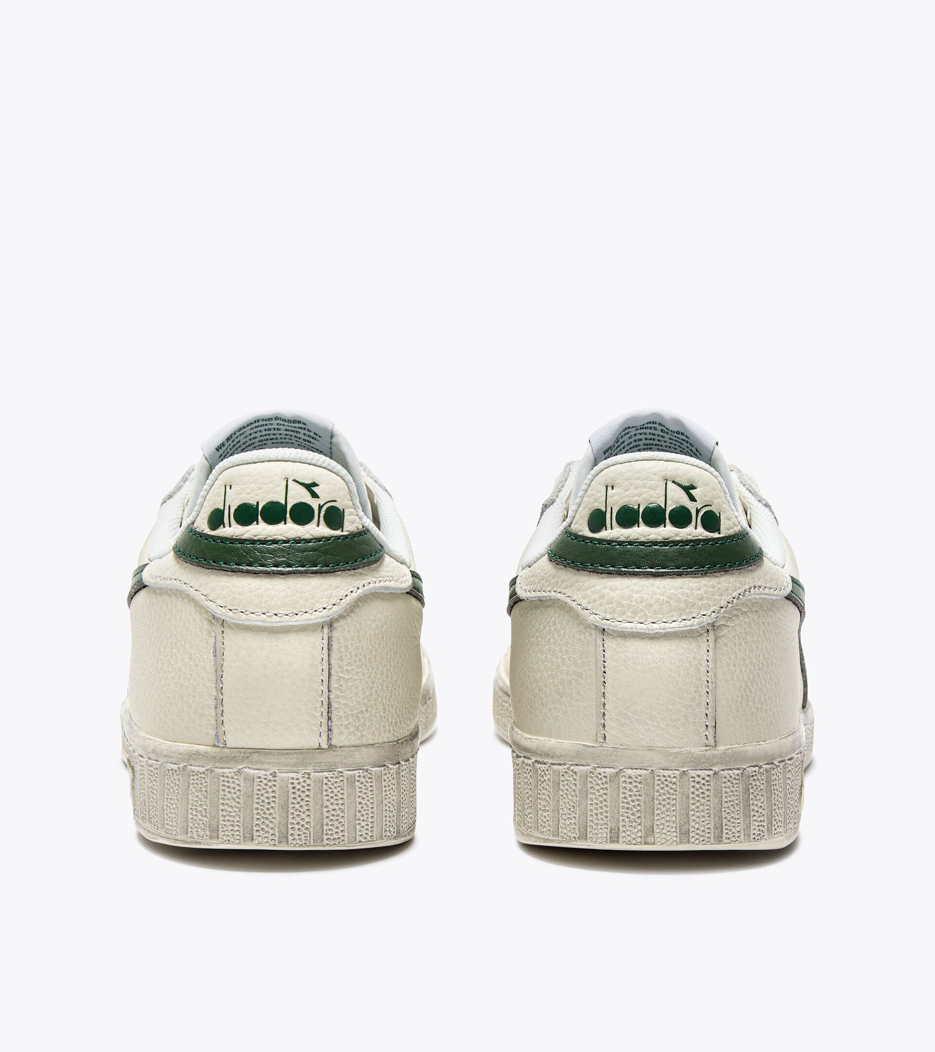 Sports shoes - Unisex GAME L LOW WAXED WHITE/FOGLIAGE - Diadora
