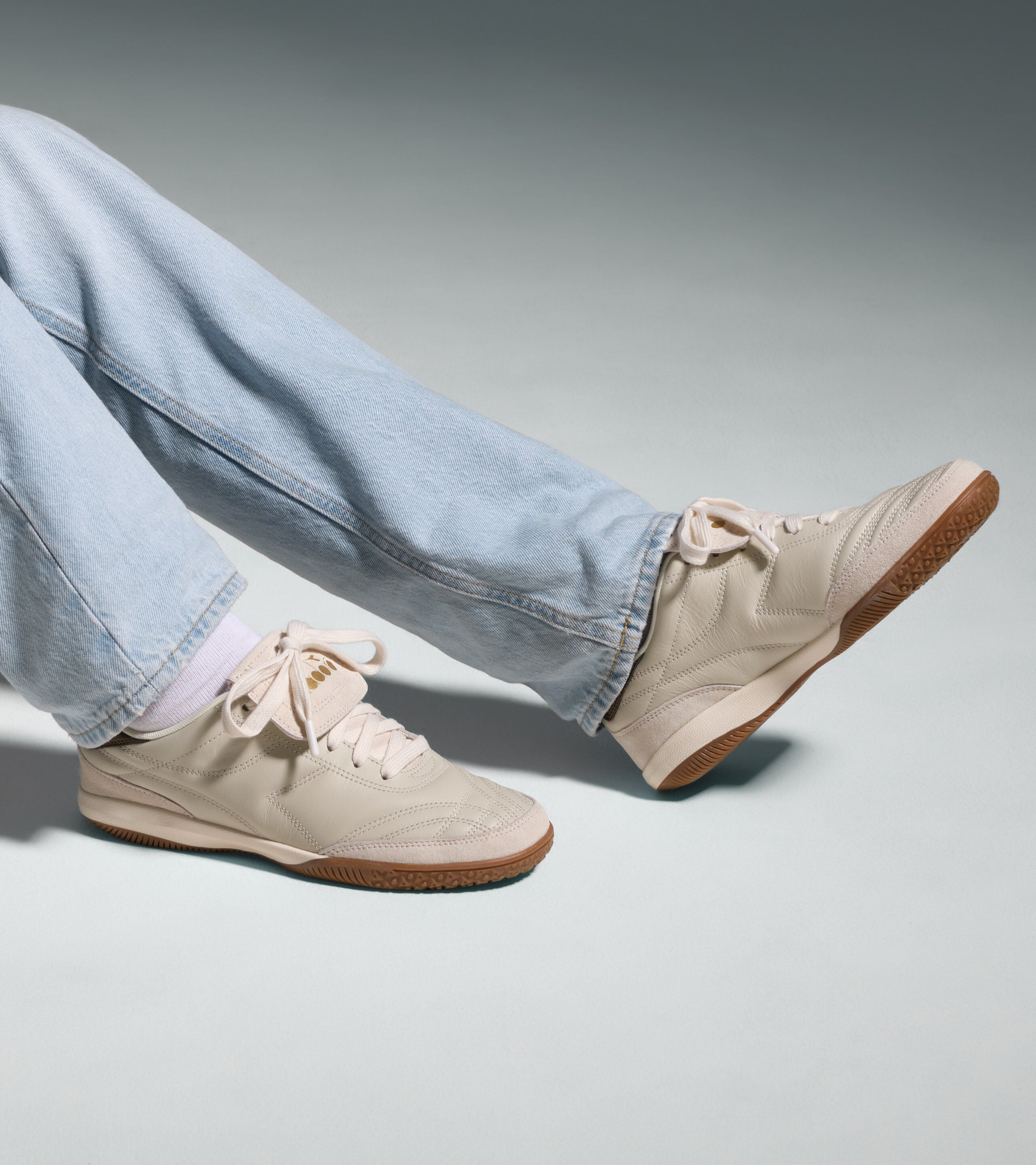 GOLD INDOOR METAL Terrace-style Leather Sneakers - All-gender