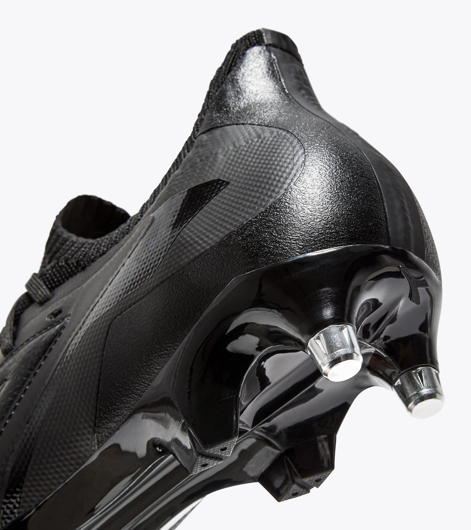 Premium leather calcio boots for soft and wet ground - All-Gender MAXIMUS ELITE MPH BLACK/BLACK - Diadora