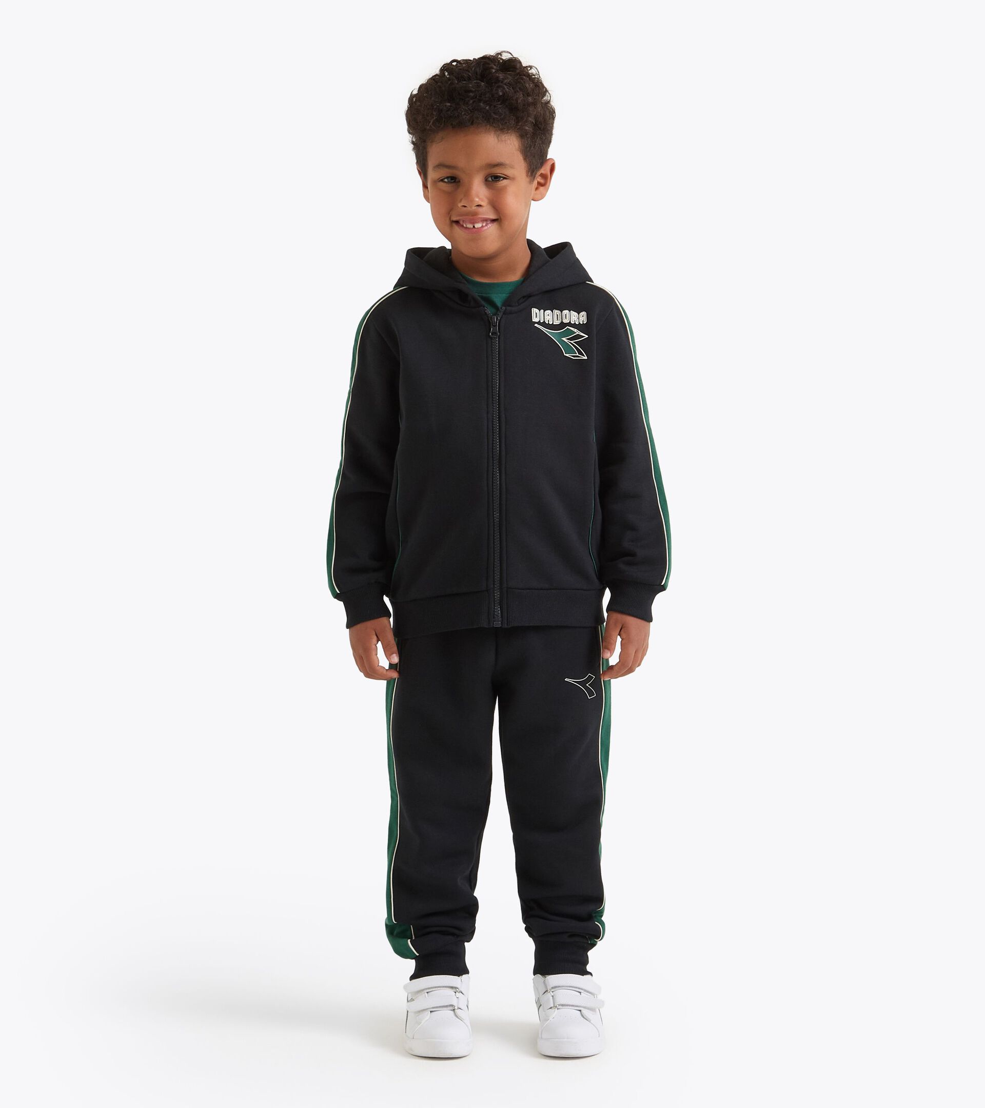 Tracksuit - Boys
JB. TRACKSUIT HD FZ LOGO (BR) BLACK - Diadora