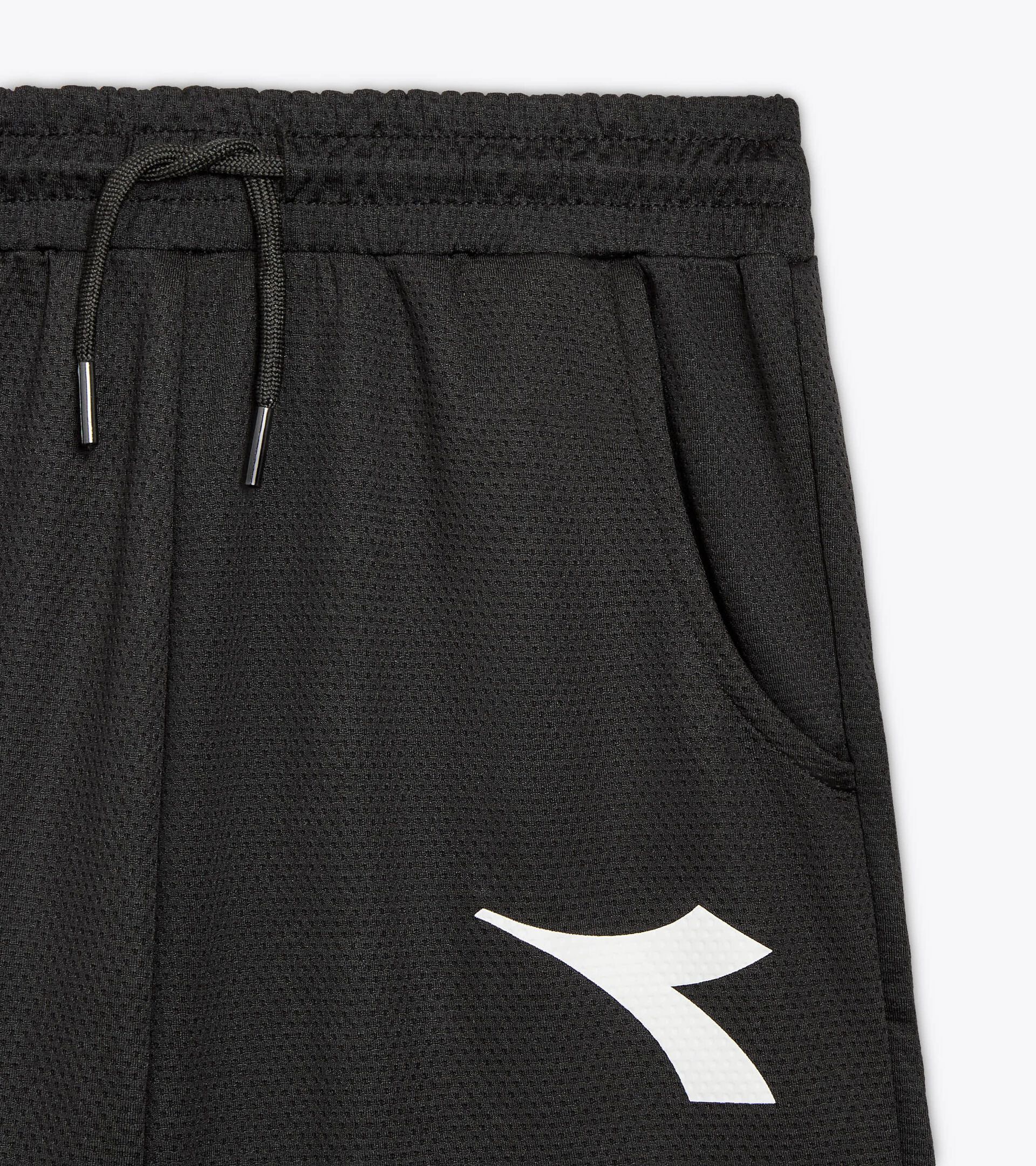 Bermuda - Fit comfort - Boy JB. BERMUDA BSKT BALL BLACK - Diadora