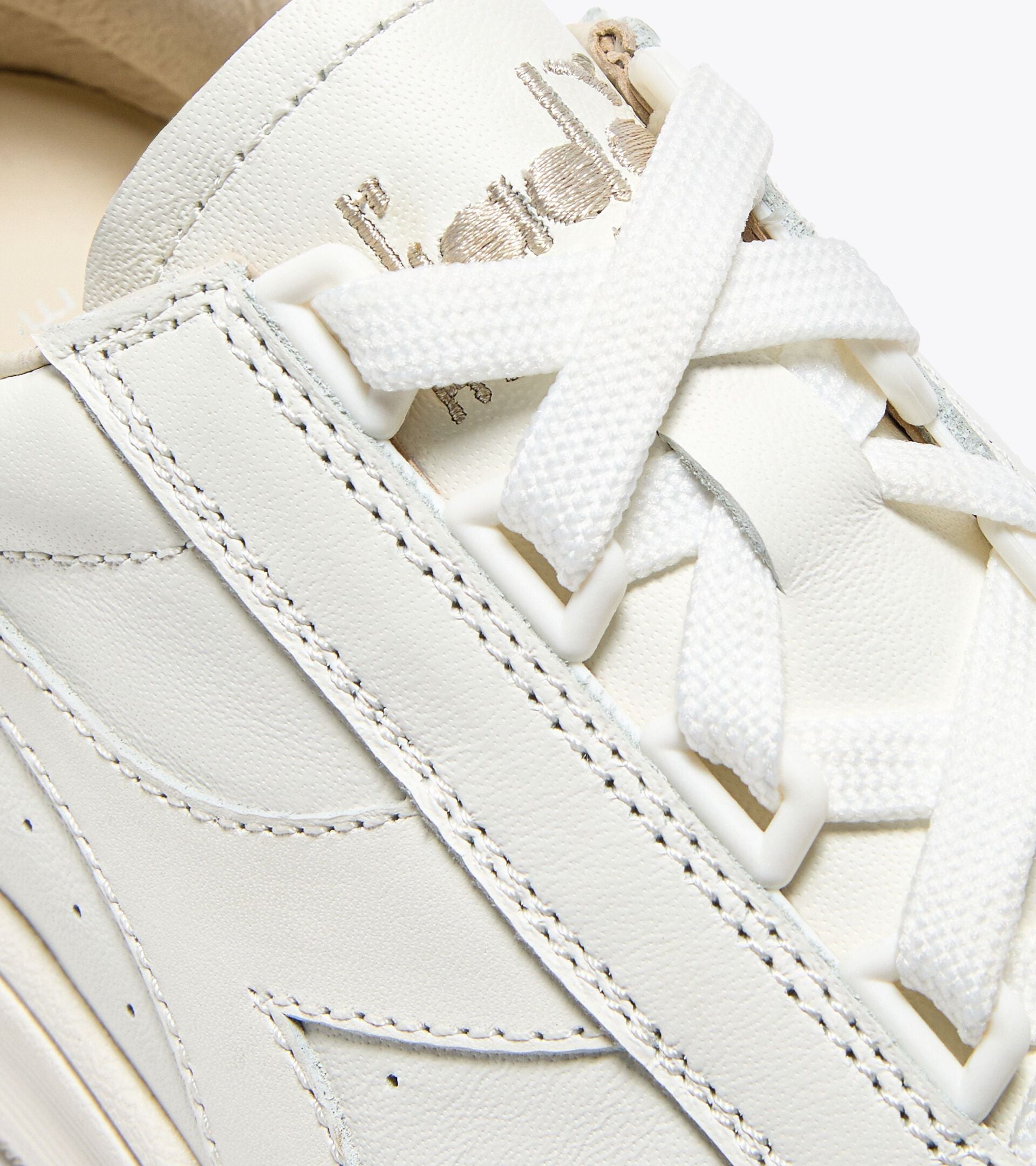 Sneaker Heritage aus Leder - F&uuml;r alle Geschlechter B.ELITE '84 ITALIA WEISS/WEISS - Diadora