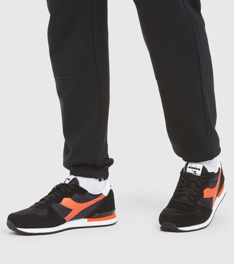 CAMARO, BLACK/RED TIGERLILY Trainer - Unisex CAMARO BLACK/RED TIGERLILY - Diadora