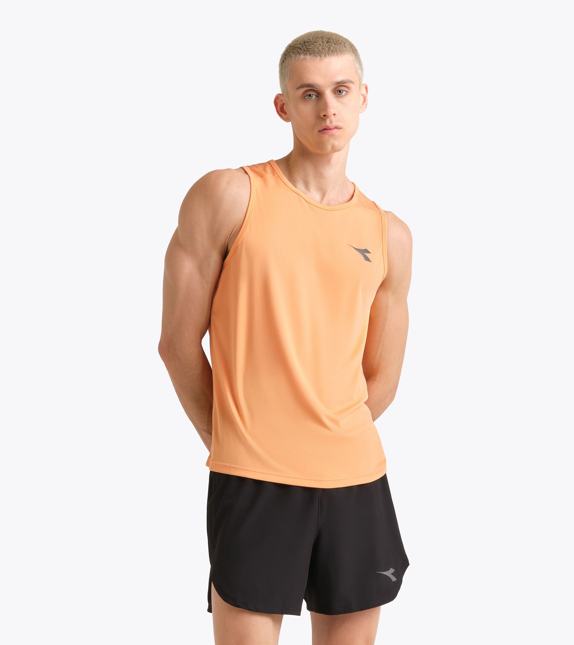 D&eacute;bardeur de running  - Homme
 TANK TARTE AU PECHE - Diadora