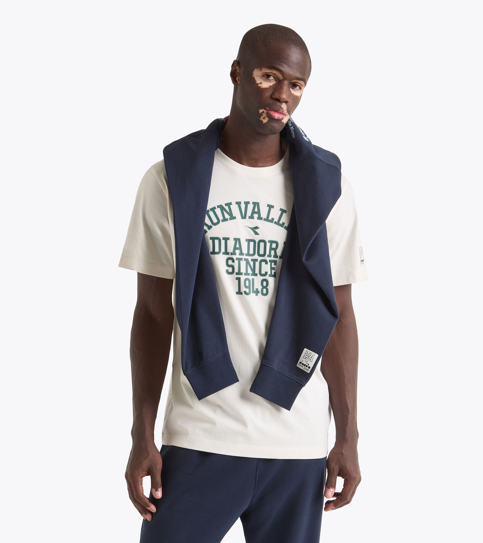 College-style inspired t-shirt - Run Valley - All-gender
T-SHIRT SS RUN VALLEY WHISPER WHITE - Diadora