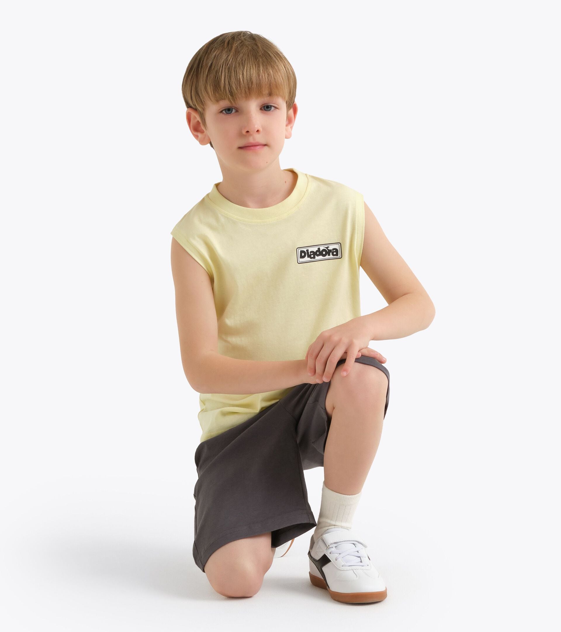 Ensemble de sport - D&eacute;bardeur et short - Gar&ccedil;on
 JB. SET ESS. SPORTS SL JAUNE CIRE - Diadora