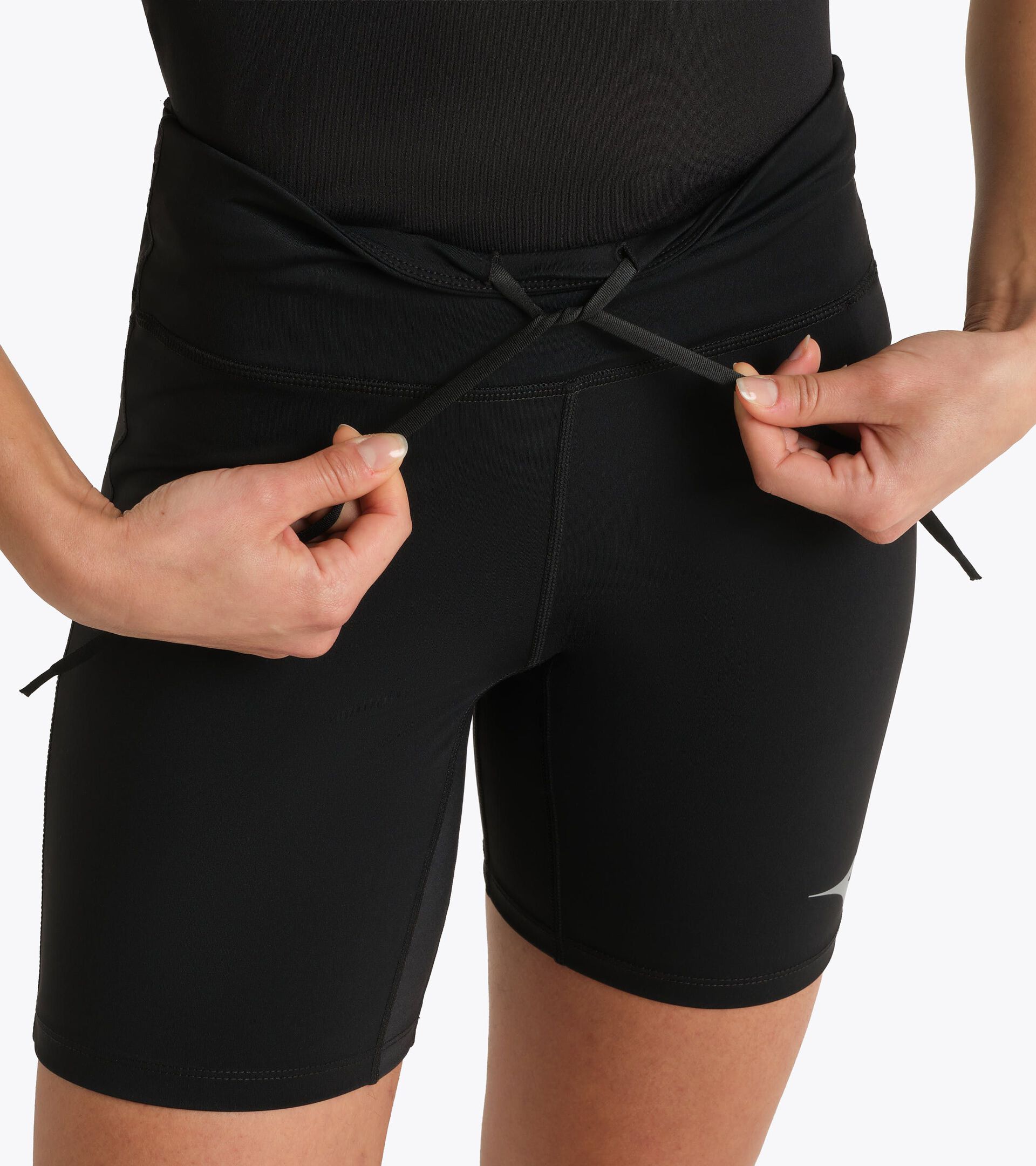 Mallas cortas FIBRAZERO - Running - Mujer
 L. SHORT TIGHTS SUPER LIGHT FIBRAZERO NEGRO - Diadora