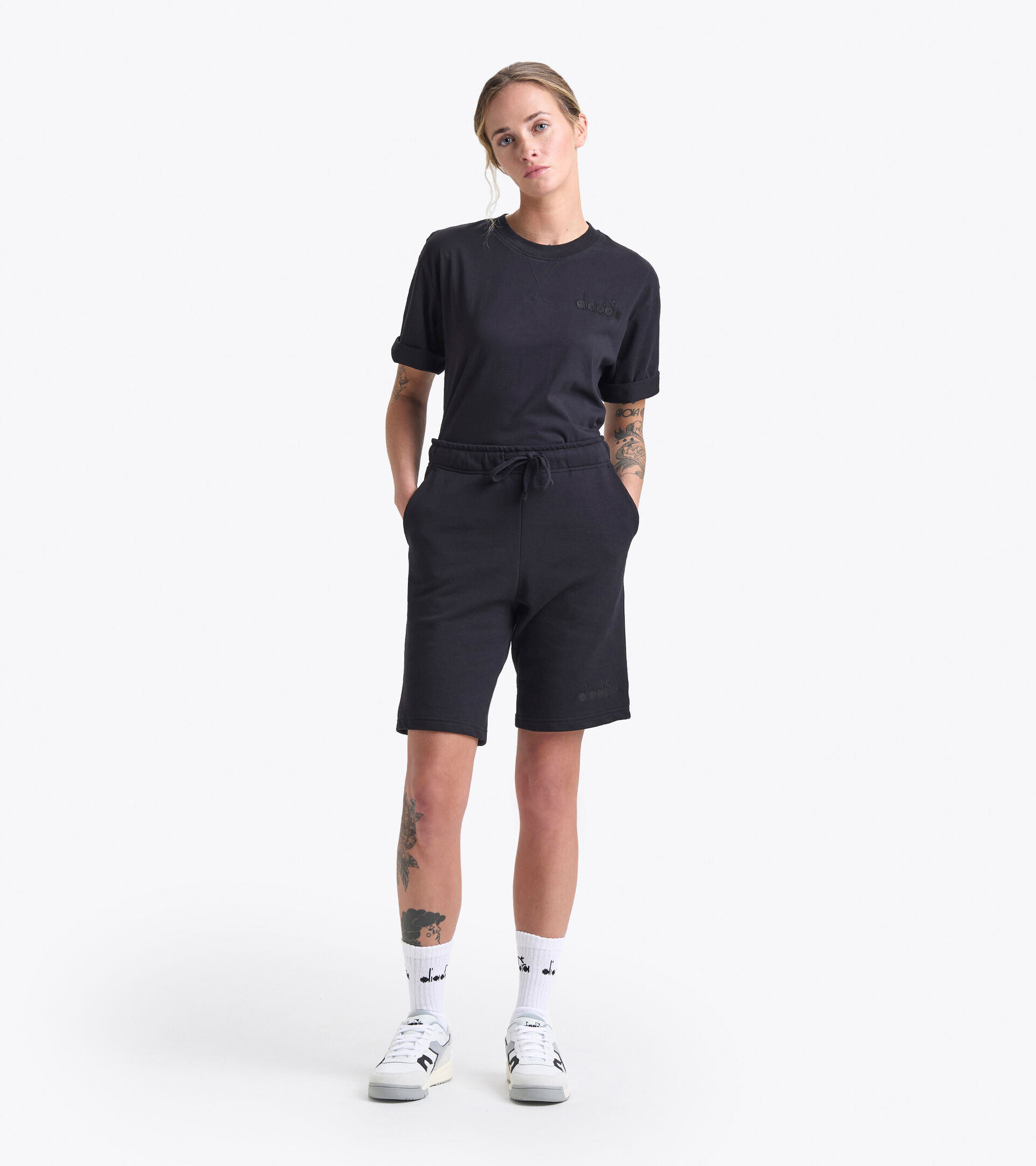 Sportliche Bermudas aus Baumwolle - Gender neutral BERMUDA SPW LOGO SCHWARZ - Diadora