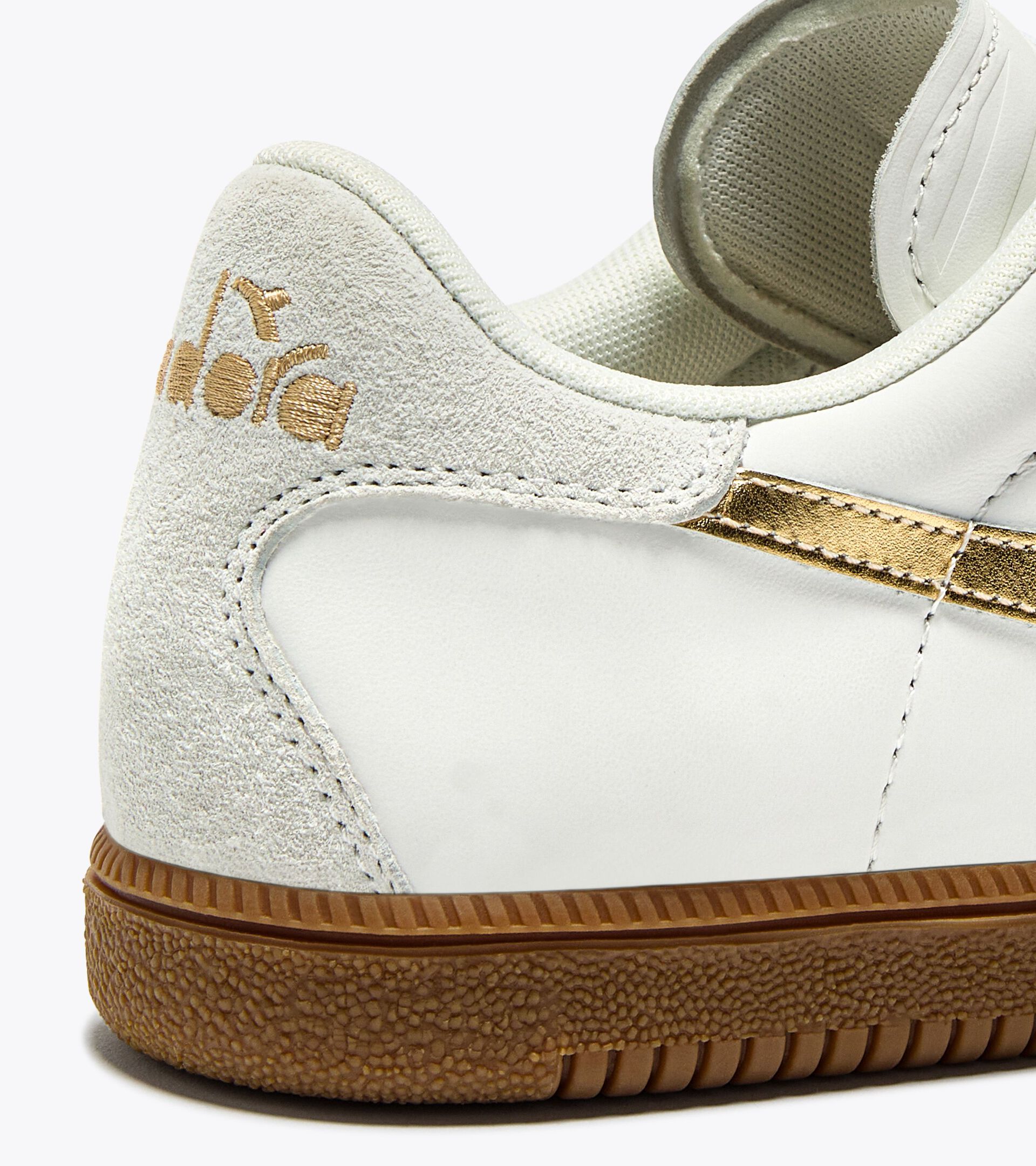 Leather sneakers - All-Gender TRAINER DORE' WHITE/GOLD - Diadora