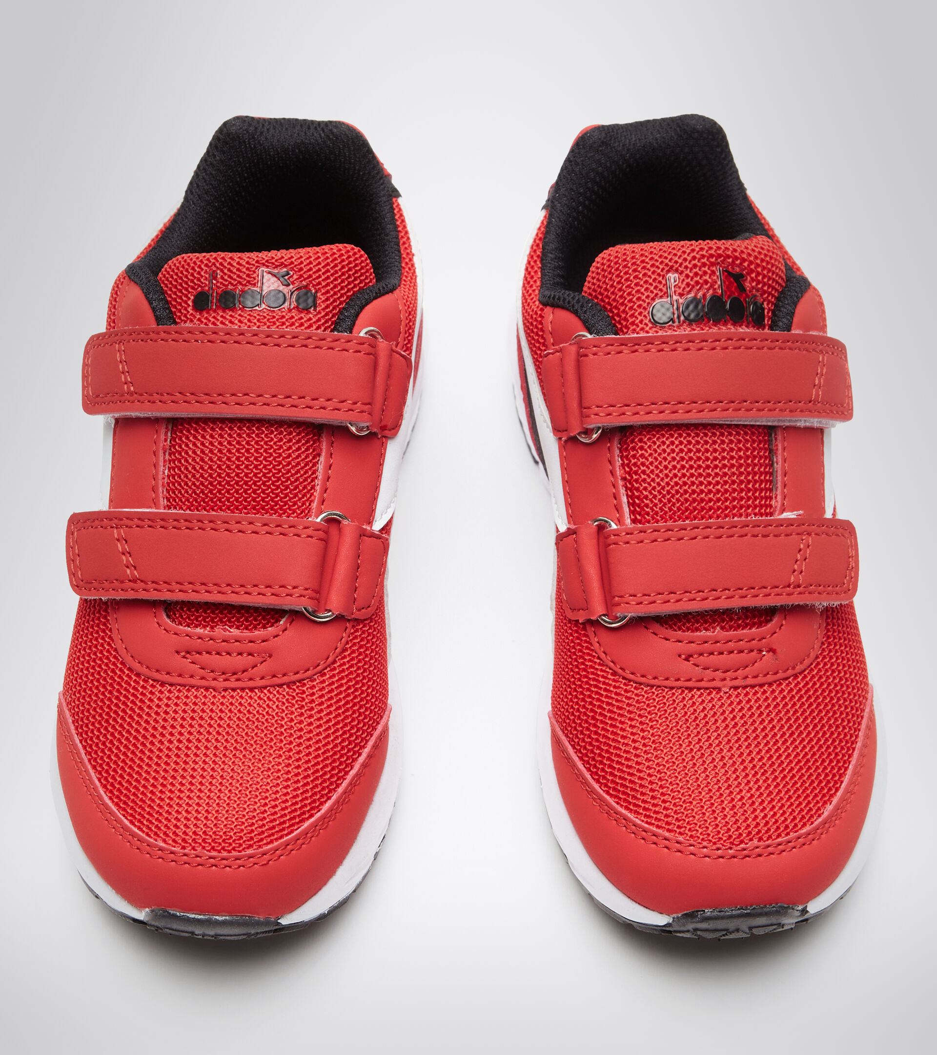 Running shoe - Kids FALCON JR V HIGH RISK RED/BLACK - Diadora