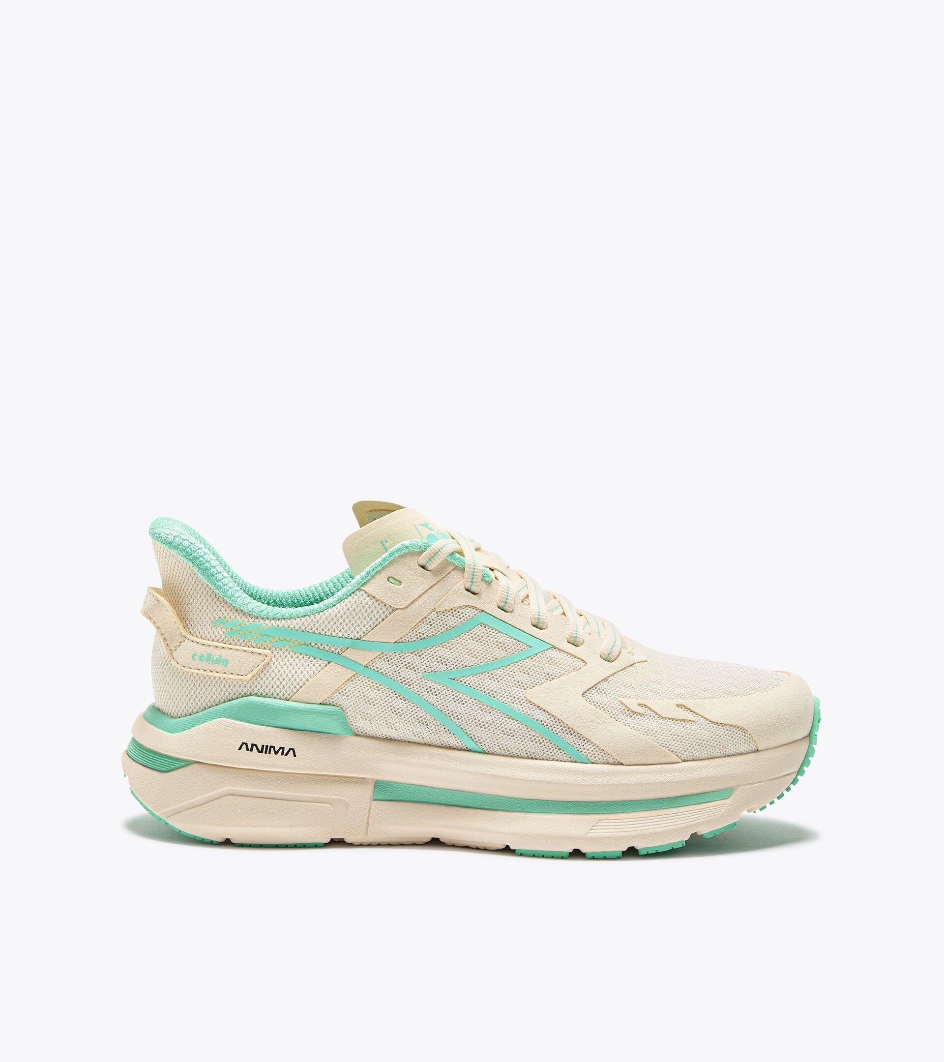 Running shoe - Comfort and stability - Women’s
CELLULA W WHISPER WHITE/CABBAGE - Diadora