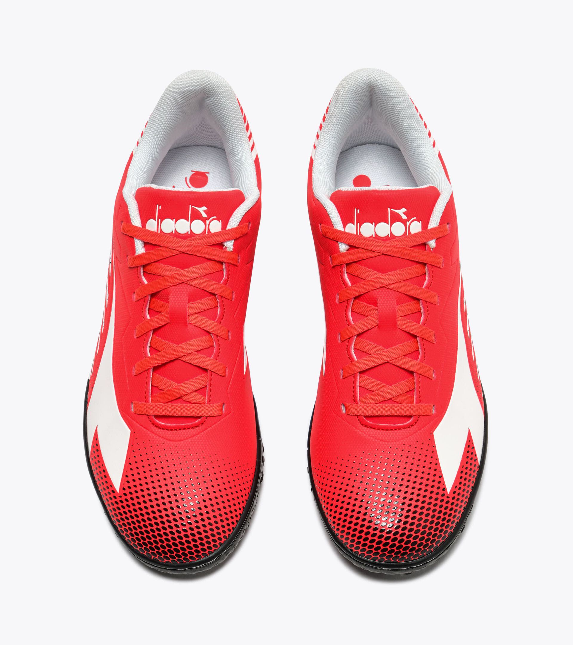 Bota de f&uacute;tbol para superficies sint&eacute;ticas - Hombre
 PICHICHI 8 TFR FUO RED/WHITE/BLACK - Diadora