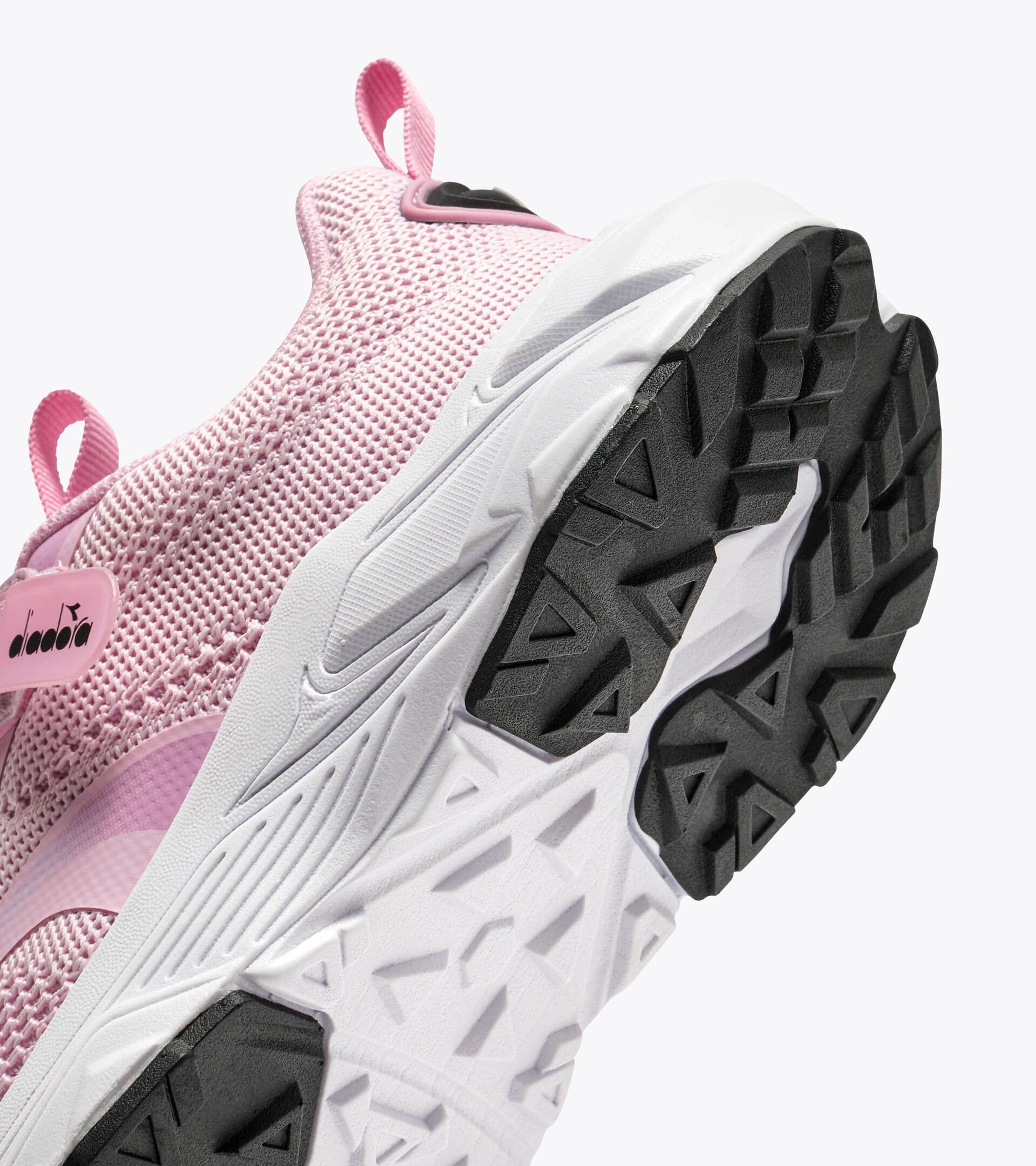 Chaussures de running - Syst&egrave;me &agrave; double la&ccedil;age - Junior
 SNIPE 4 JR CAMEO PINK/STRAWBERRY MOON - Diadora