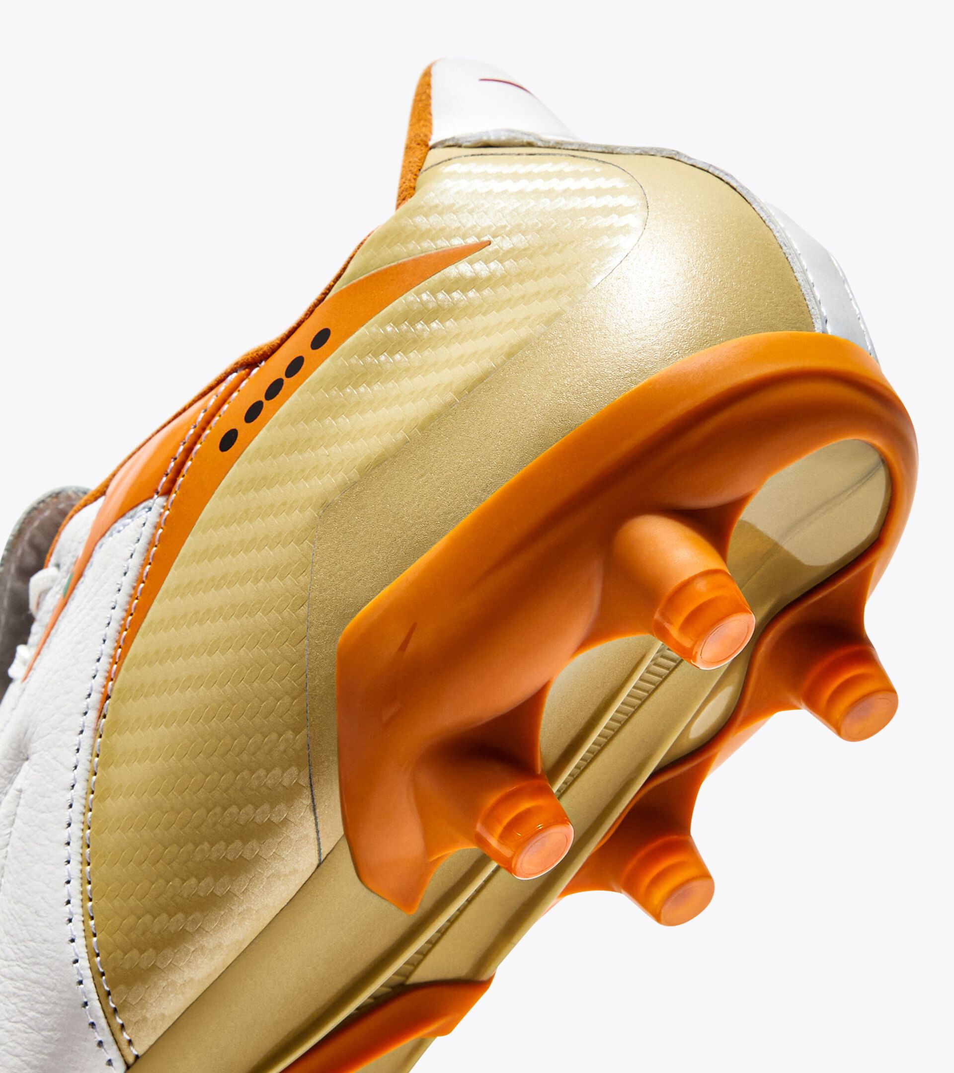 Leather calcio boots for firm ground - Made In Italy - All-Gender MAXIMUS ELITE ITA T SLX WHITE/CHILI PEPPER/RUSSET ORANGE - Diadora