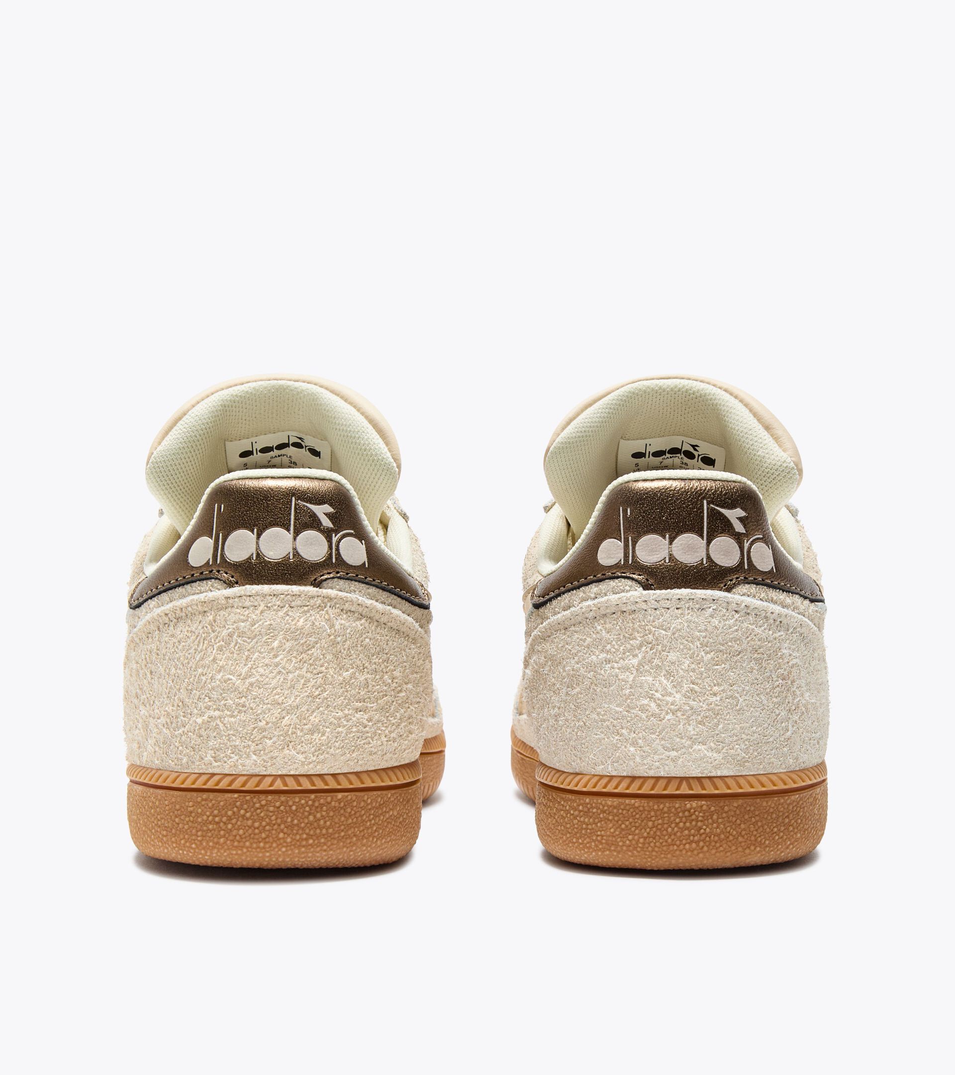 Suede leather sports sneakers - All-gender GOLD INDOOR HAIRY BEIGE BLEACHED - Diadora