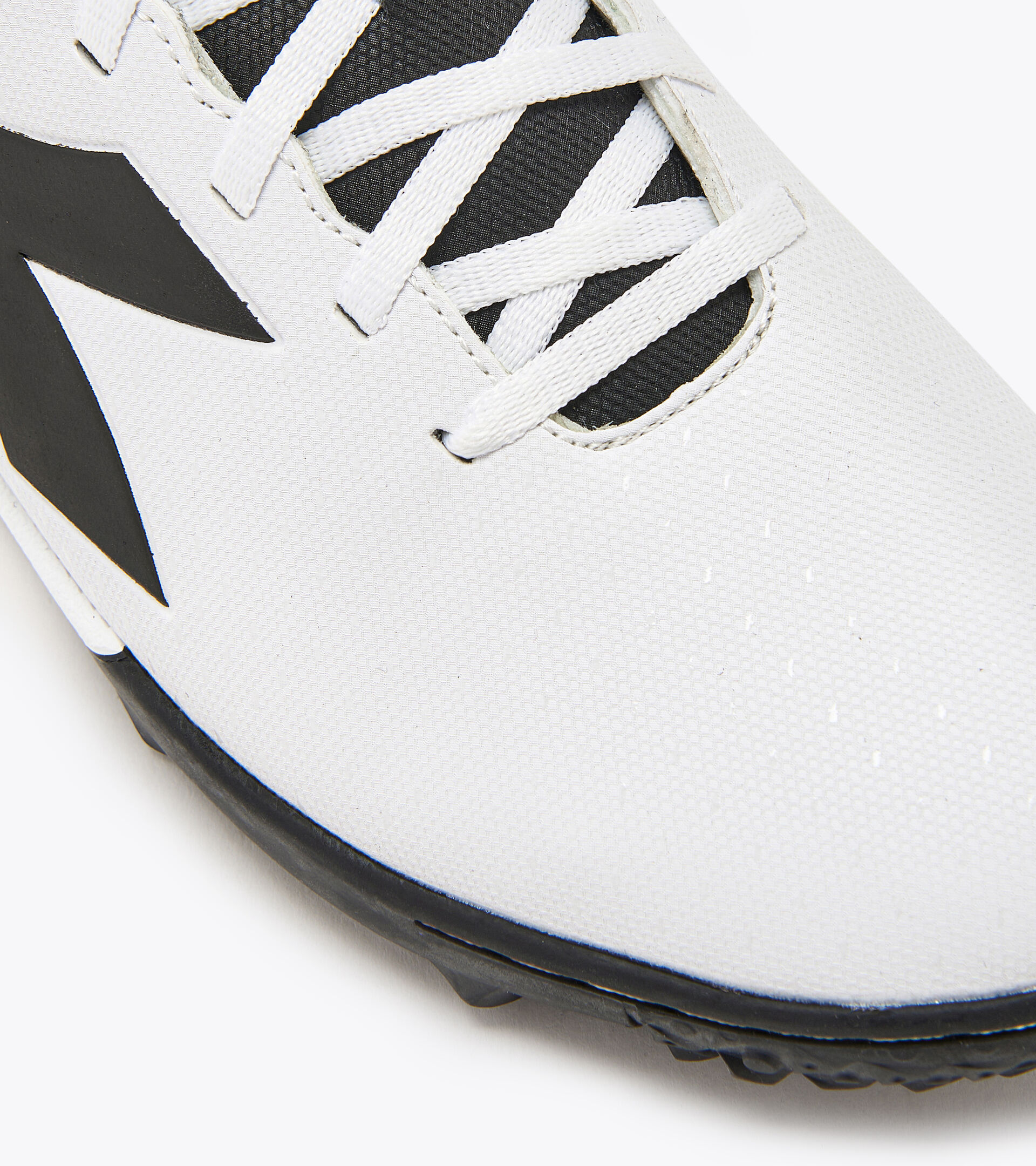 Futsal boot - Specific outsole for synthetic/hard grounds PICHICHI 5 TFR WHITE/BLACK - Diadora