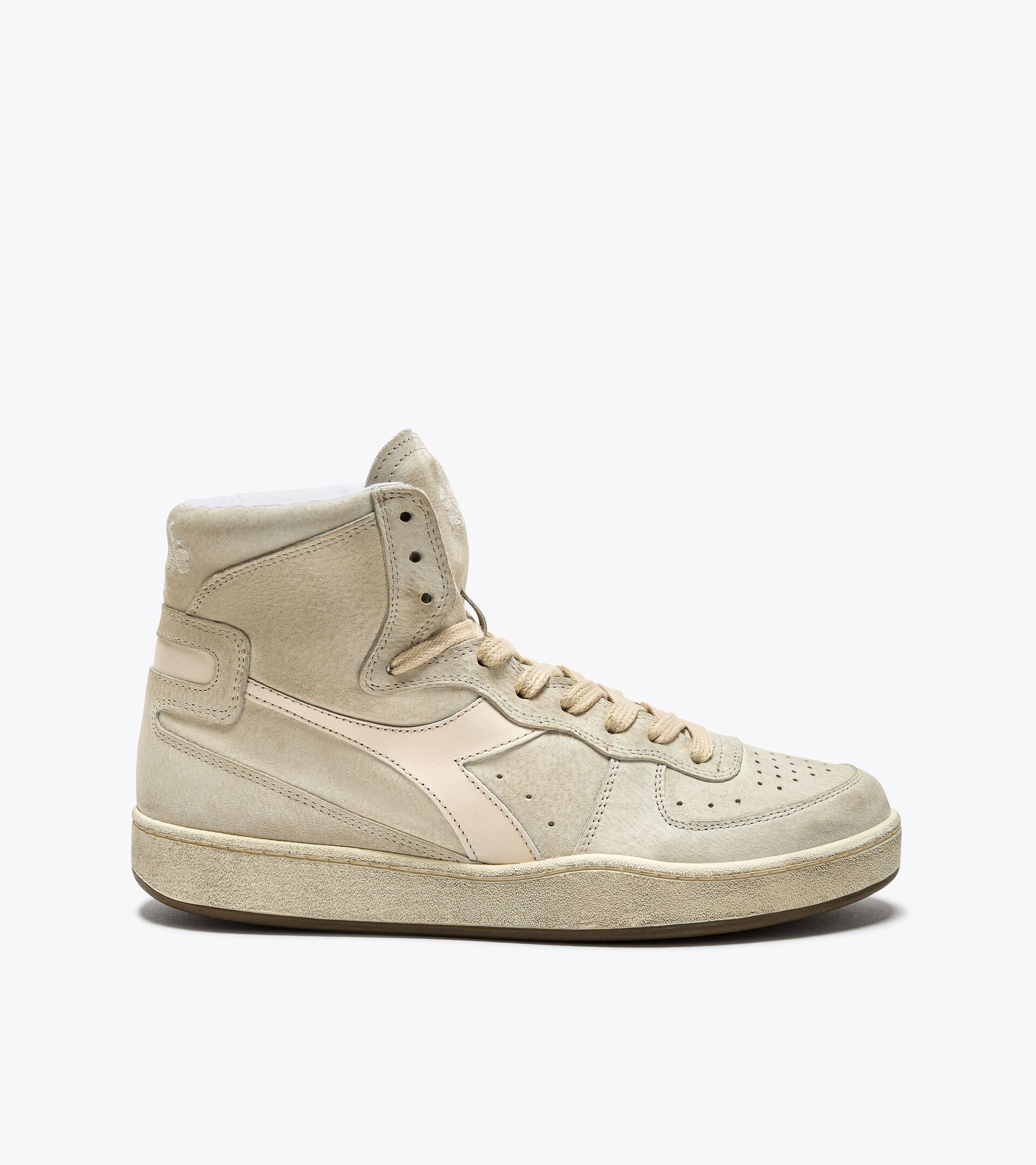 Heritage shoe - Unisex MI BASKET SUEDE USED BEIGE FOG - Diadora