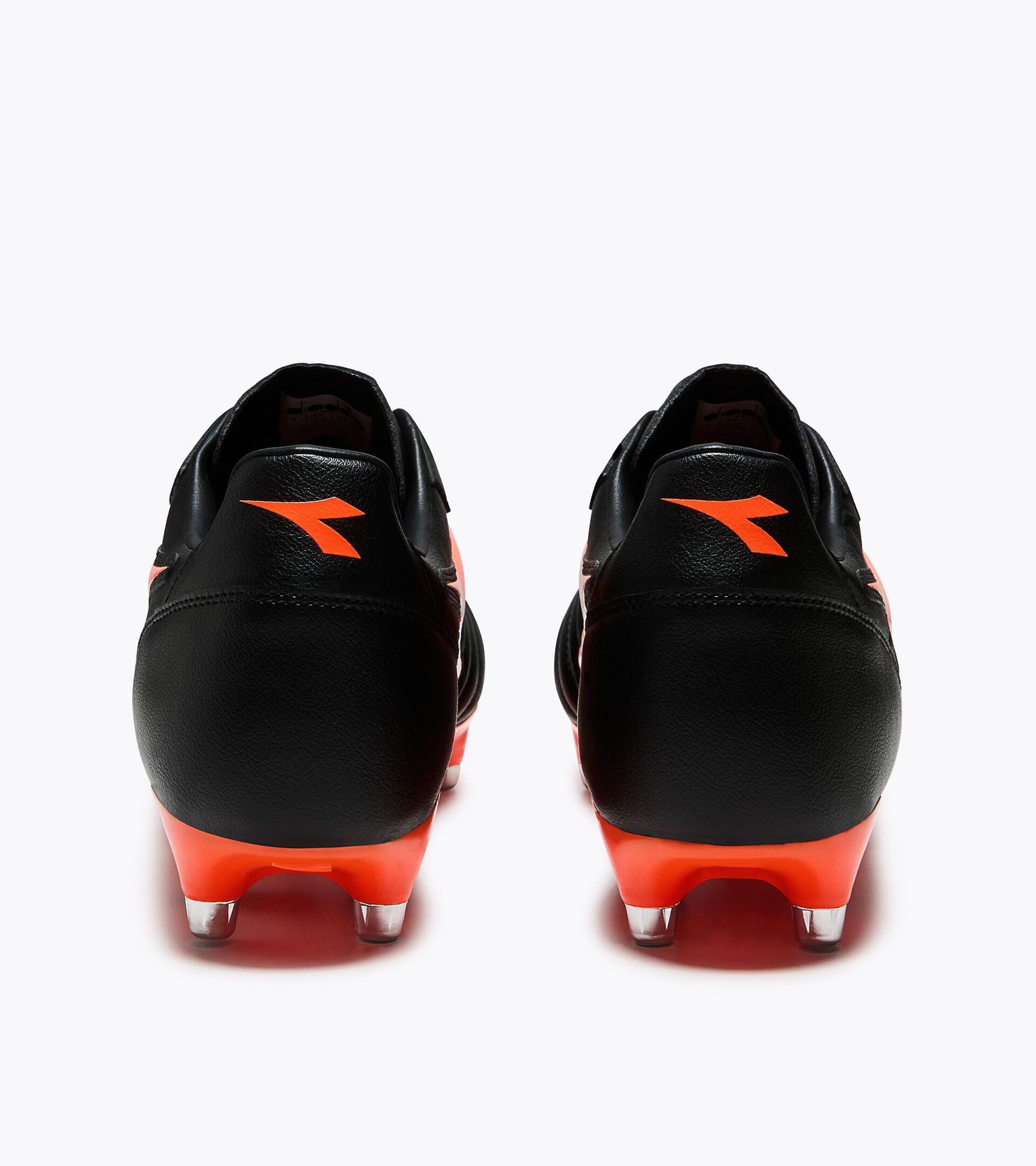 Chaussures de football pour terrains souples/mouill&eacute;s - Homme BRASIL CLUB SG NERO/ROSSO FLUO - Diadora