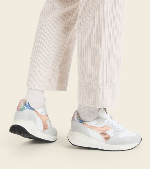 VENUS IRIS DIRTY, BLANCO Zapatillas Heritage - Mujer VENUS IRIS DIRTY BLANCO - Diadora