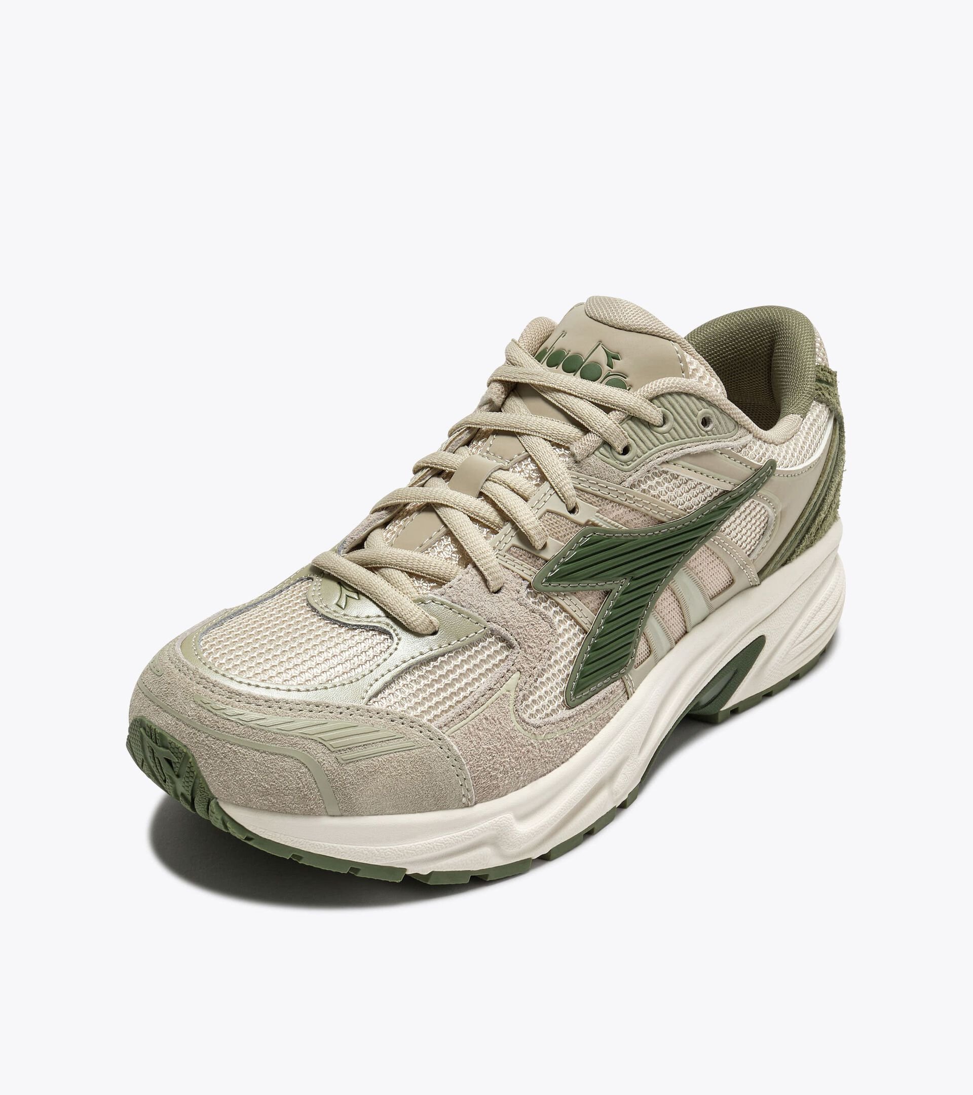Sports sneakers - All-Gender MYTHOS STAR SILVER GREEN /BRONZE GREEN - Diadora