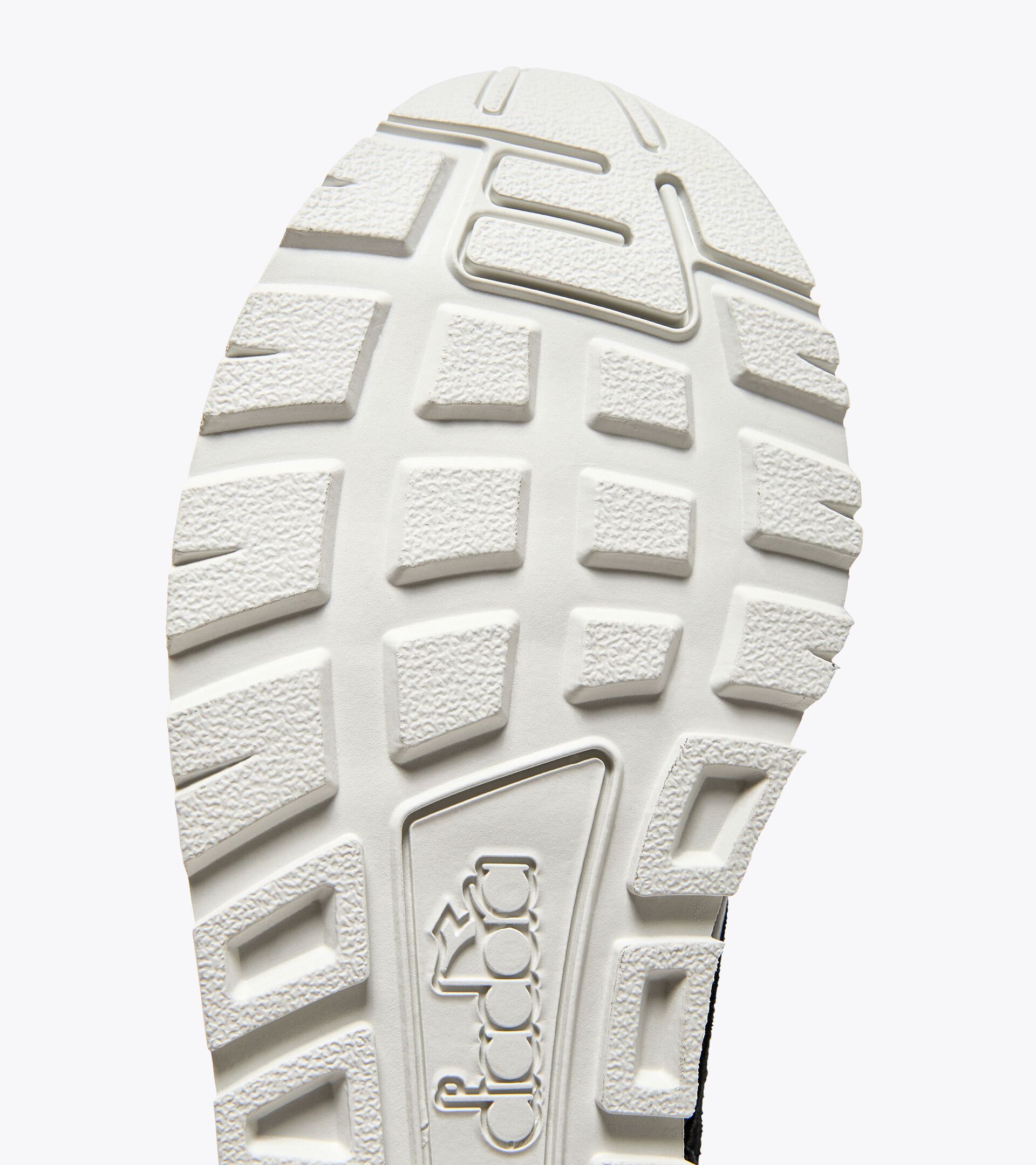 Sports sneakers - All-Gender
 N.92 ADVANCE BLACK/BLACK - Diadora