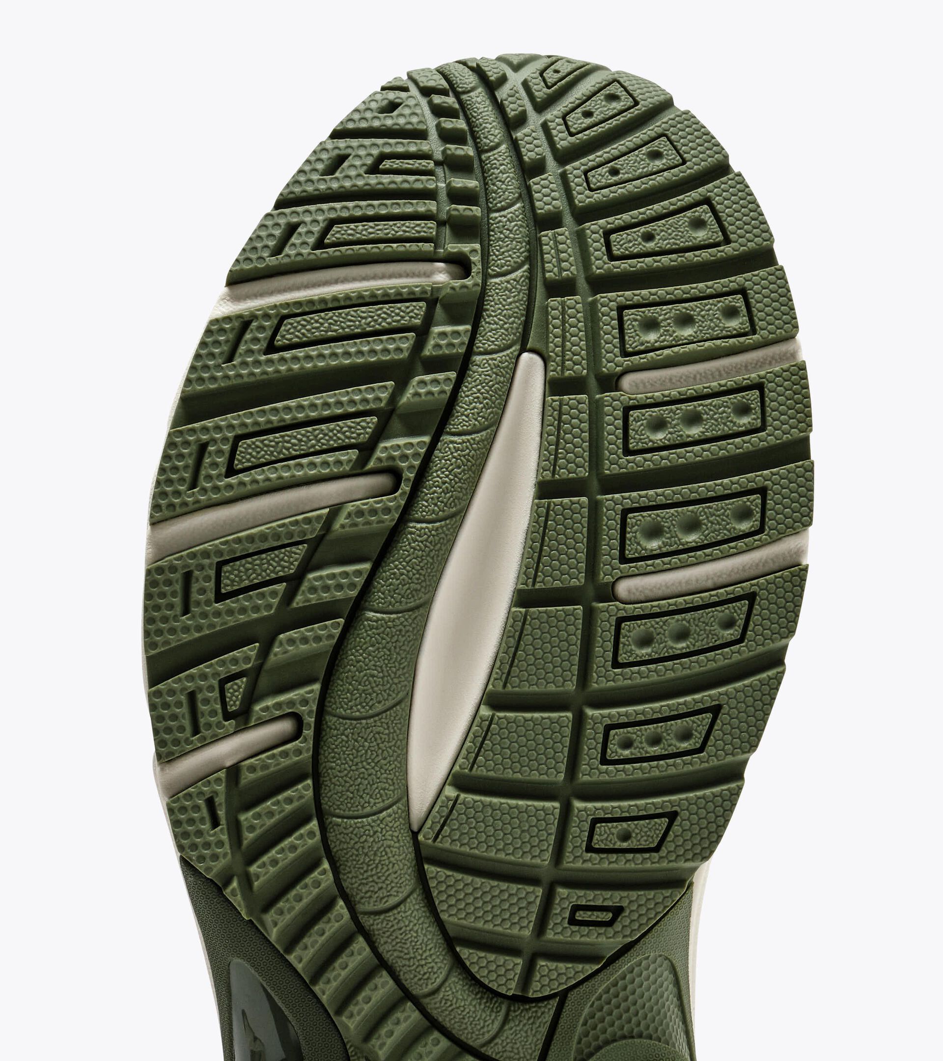 Sports sneakers - All-Gender MYTHOS STAR SILVER GREEN /BRONZE GREEN - Diadora