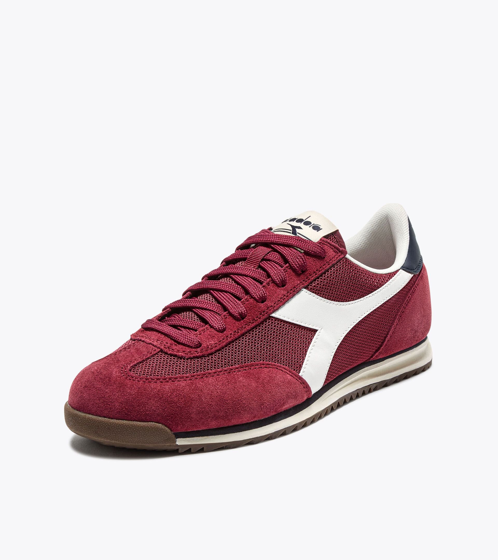 Low-profile suede sneaker - All-gender CROSS RHUBARB /BLUE NIGHTS - Diadora