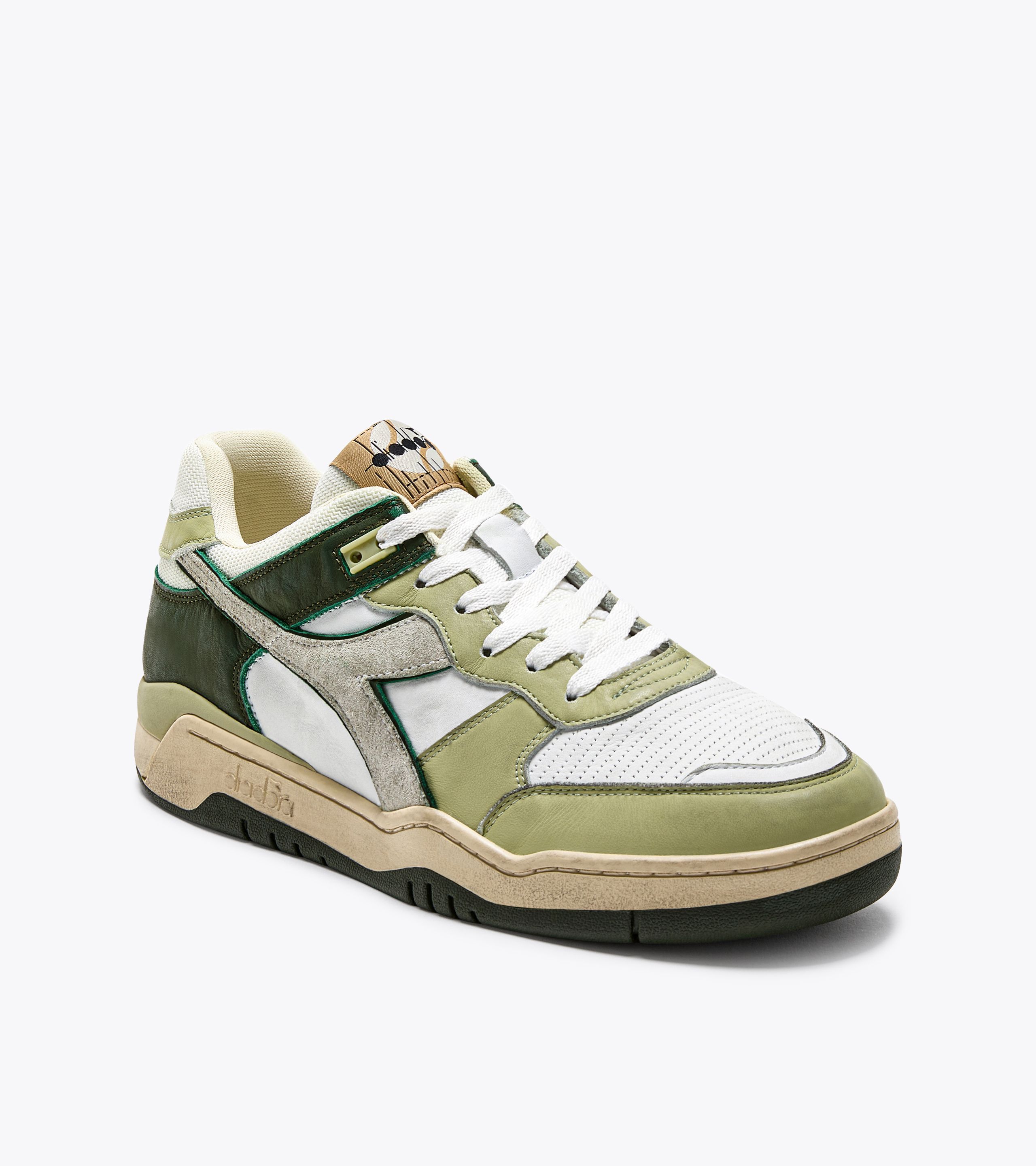 Diadora heritage sneakers store