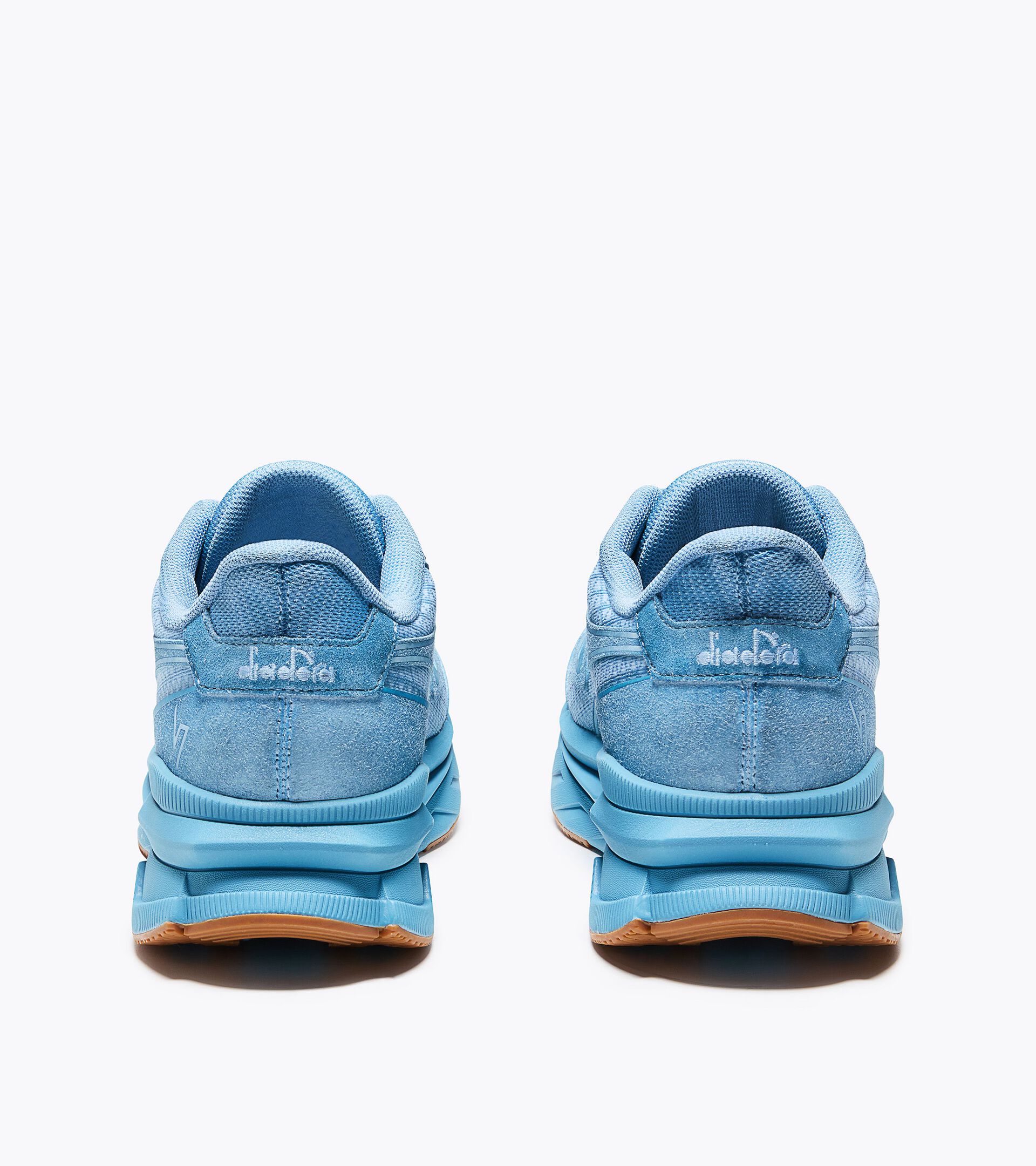 Archive Design Sneaker - All-gender V7000 DIP DYE SKY-BLUE QUARTZ - Diadora