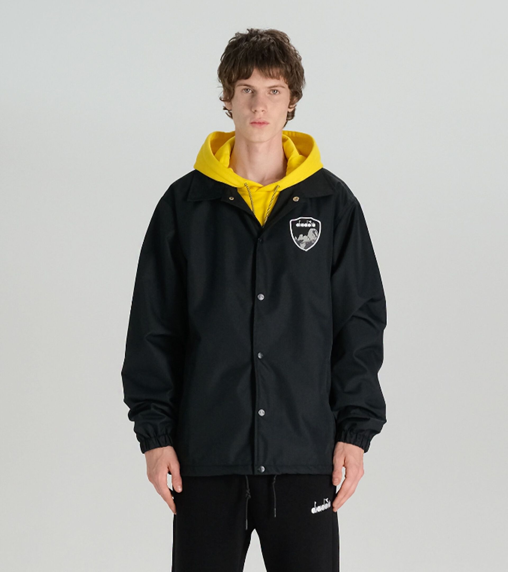 Winddichte Jacke - alle Geschlechter
 JACKET COACH ROUTE SCHWARZ - Diadora