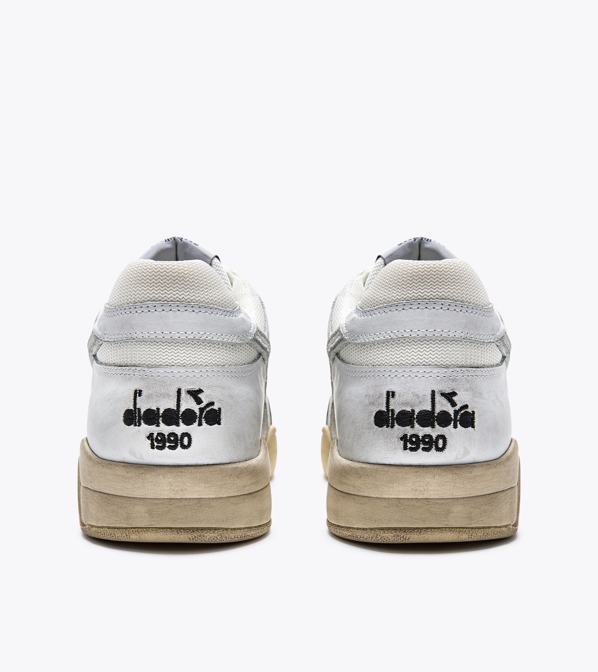 Heritage shoe - Gender neutral B.560 USED WHITE - Diadora