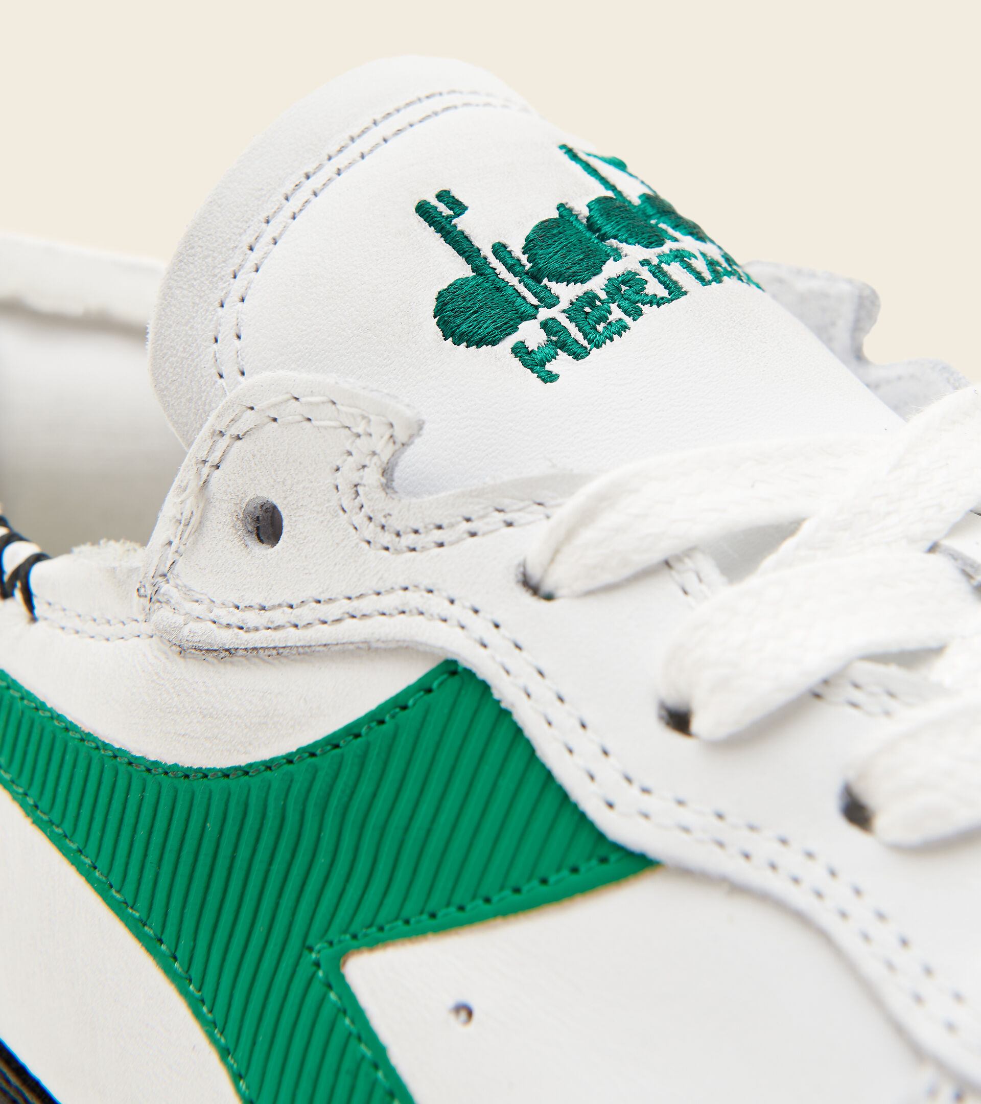 Scarpa Heritage - Unisex MI BASKET ROW CUT BIANCO/VERDE CREMA PISELLO/NER - Diadora