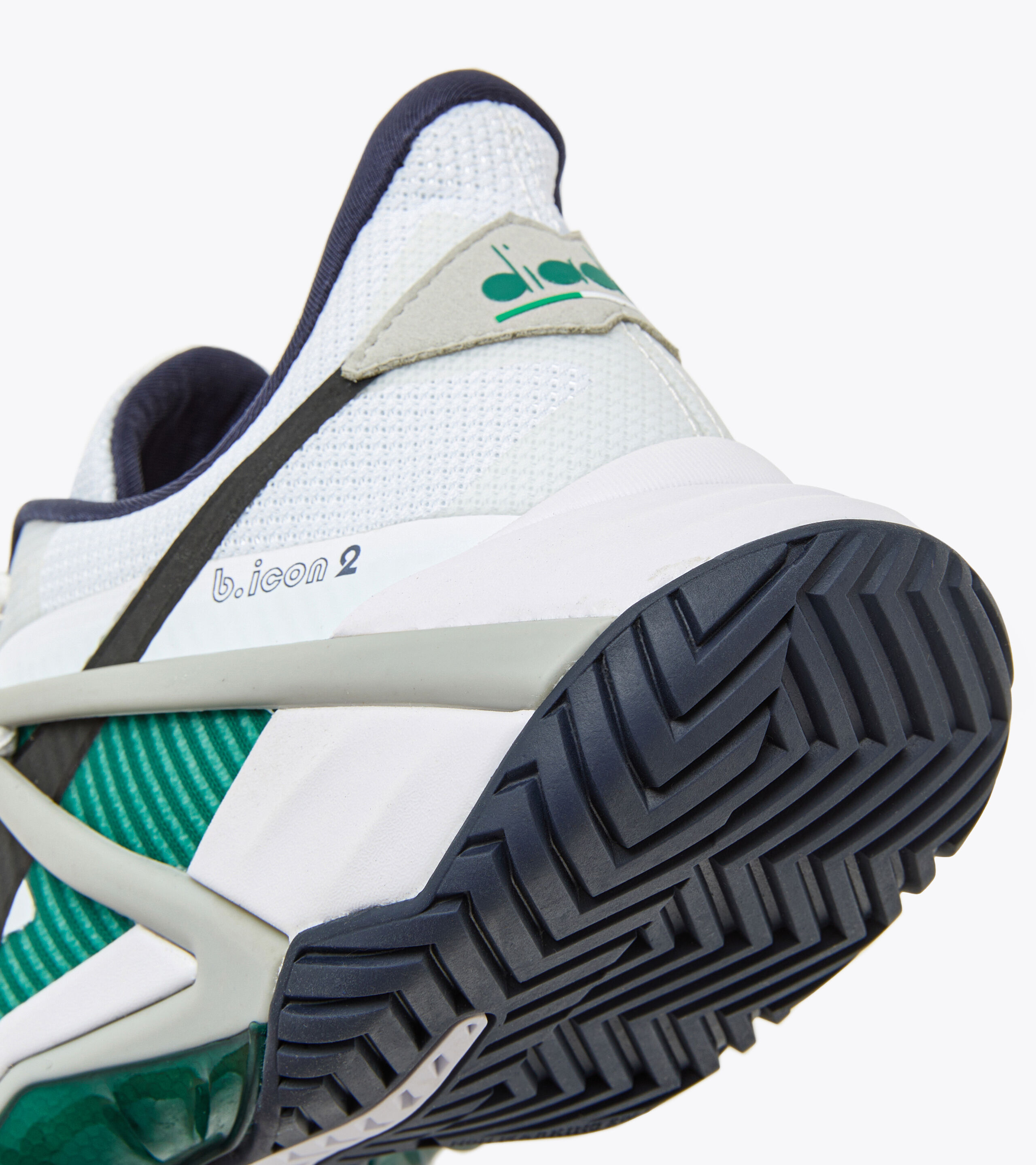 Diadora discount tennis shoes
