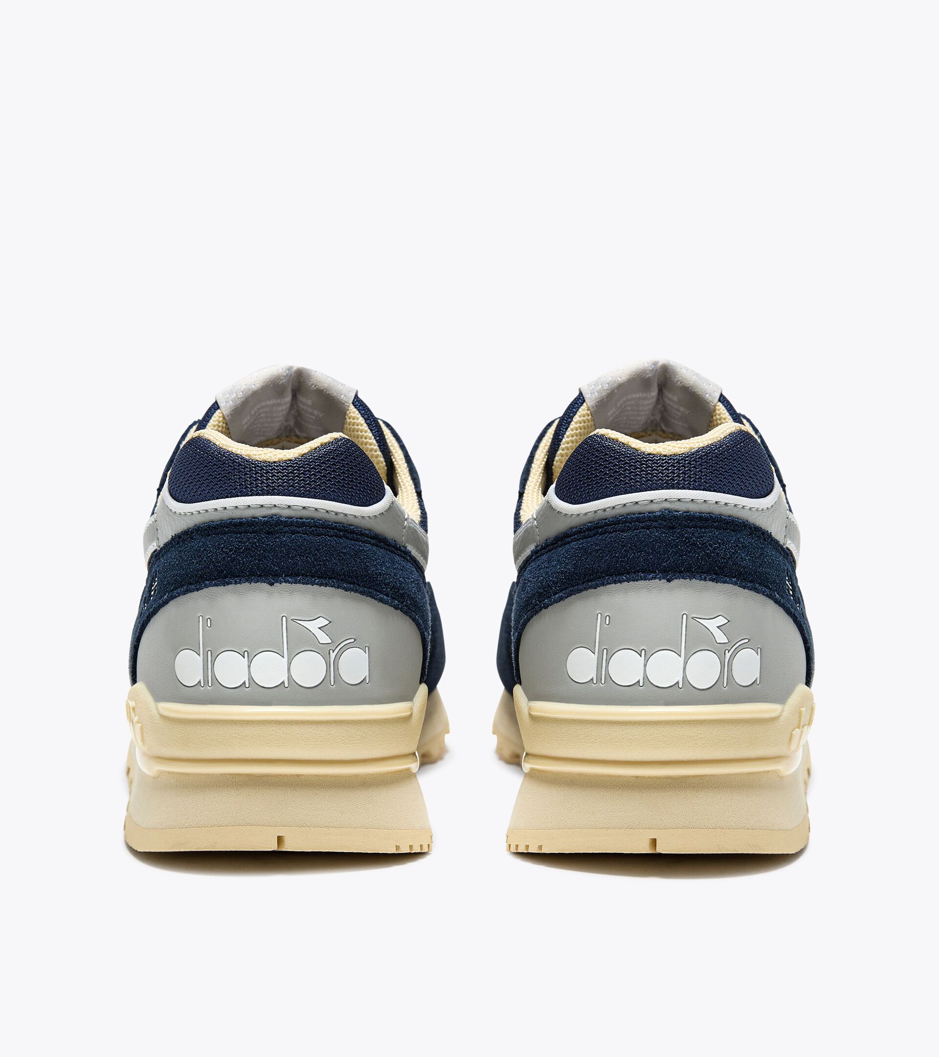 Sports sneakers - All-Gender
 N.92 ADVANCE ENSIGN BLUE - Diadora