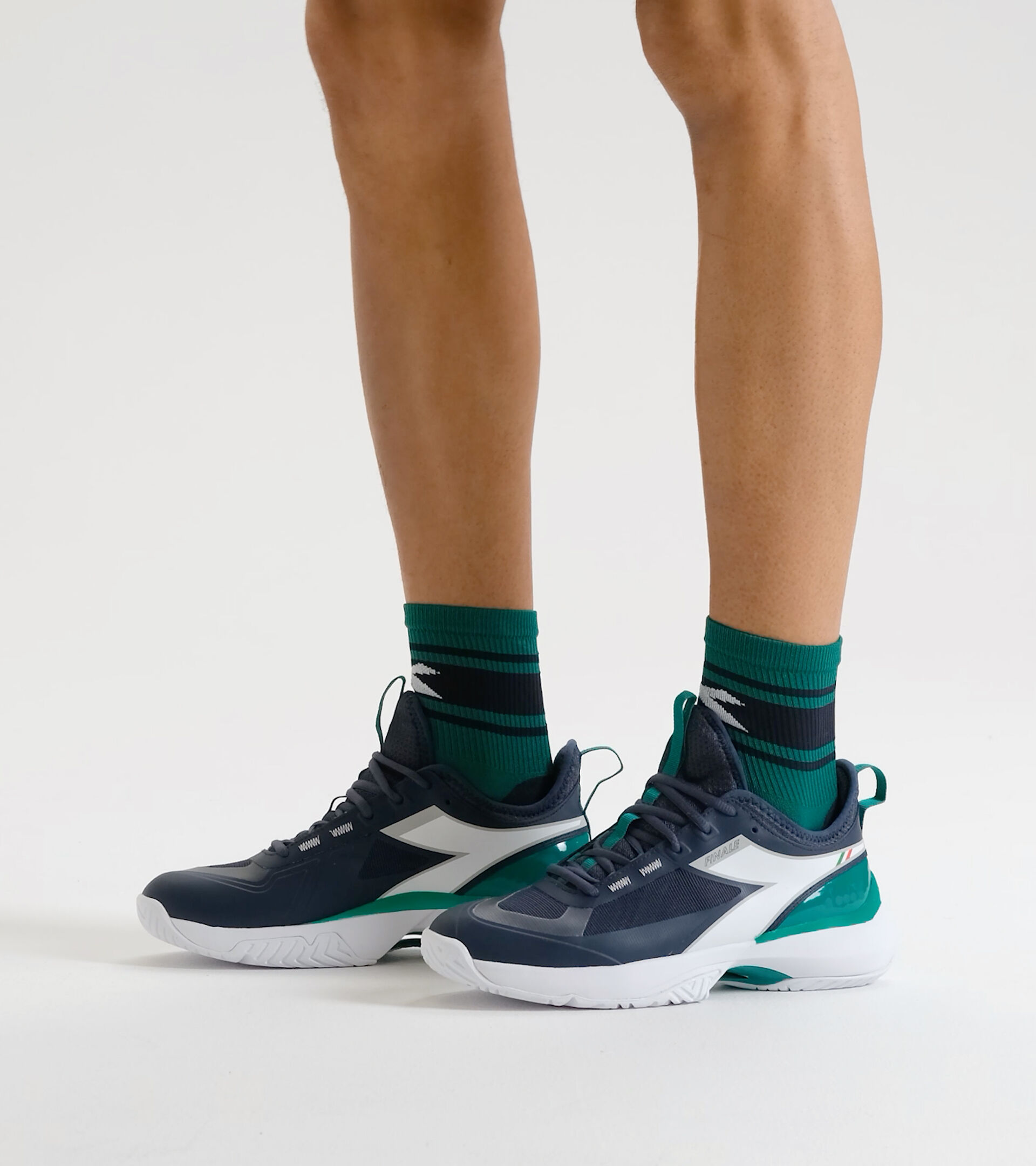 FINALE AG Tennis shoes for hard surfaces or clay courts Men Diadora