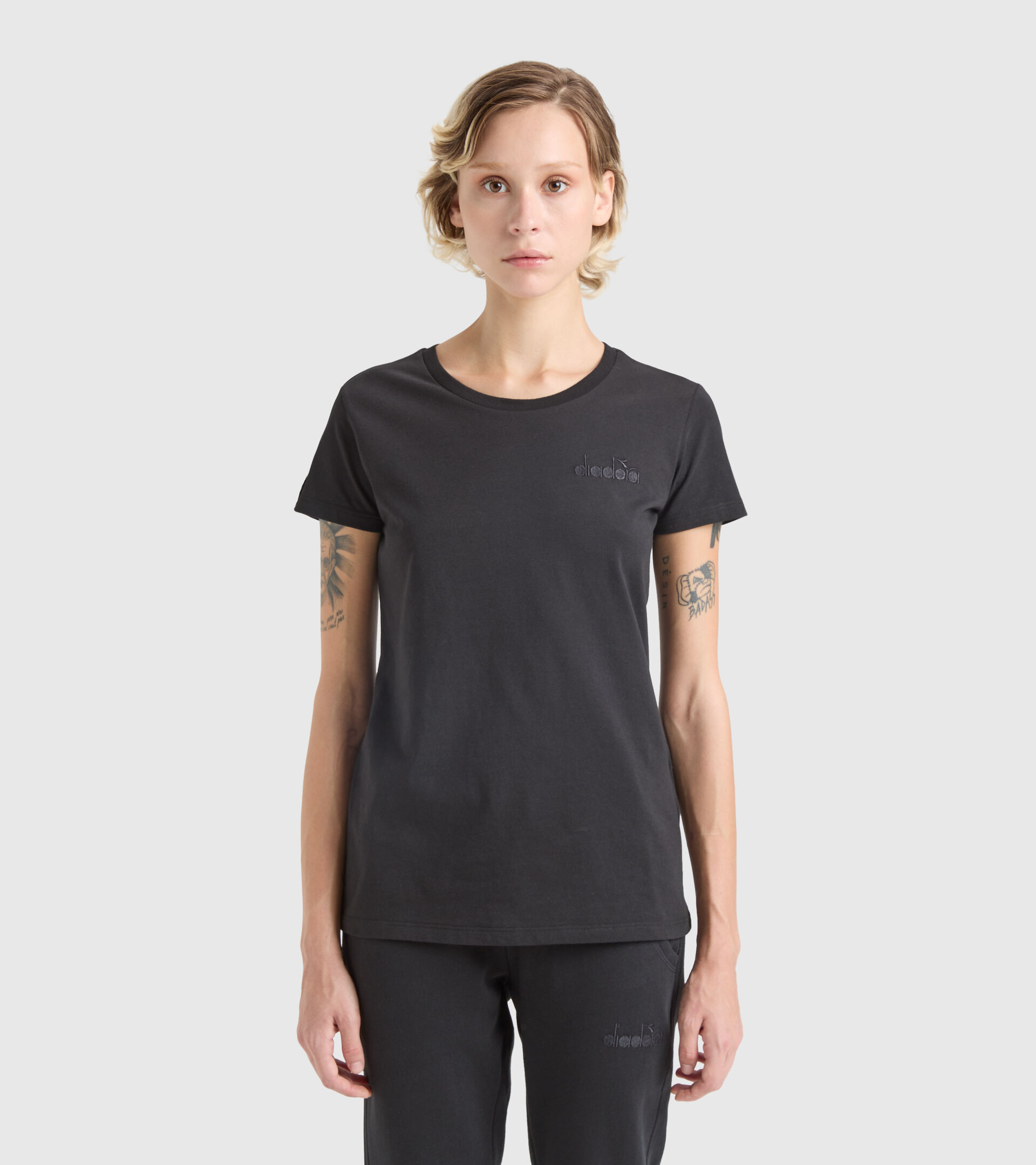 Cotton T-shirt - Made in Italy - Women L. T-SHIRT SS MII BLACK - Diadora