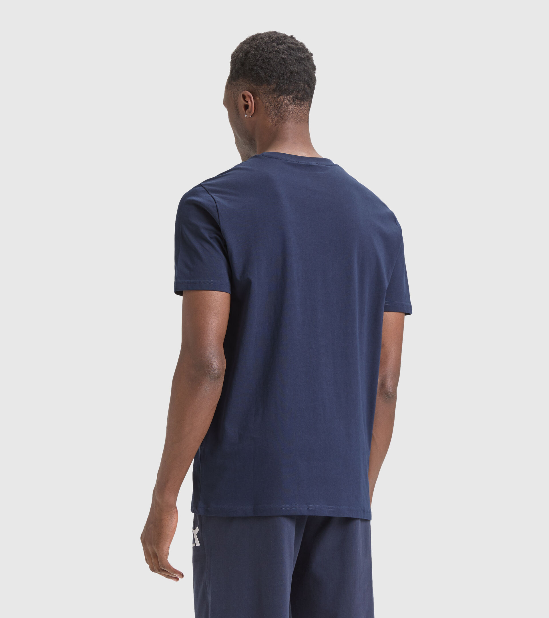 Cotton T-shirt - Men T-SHIRT SS CHROMIA CLASSIC NAVY - Diadora