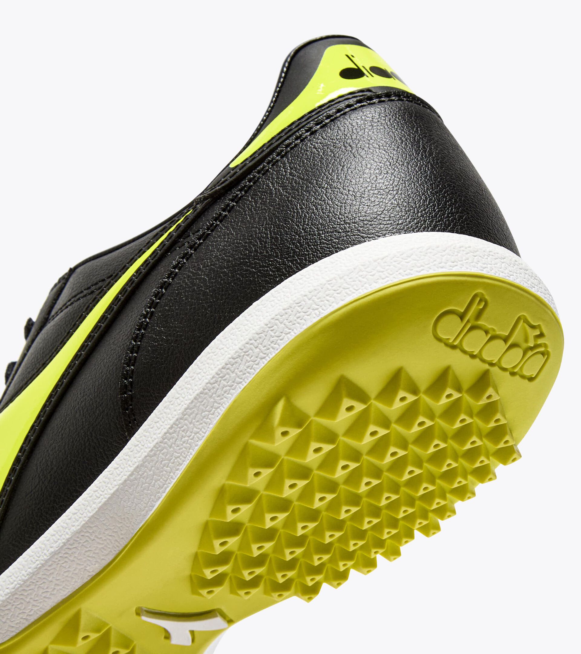 Fu&szlig;ballschuh f&uuml;r synthetische B&ouml;den - Herren BRASIL ICON R TFR SCHWARZ/FLUO GELB DD - Diadora