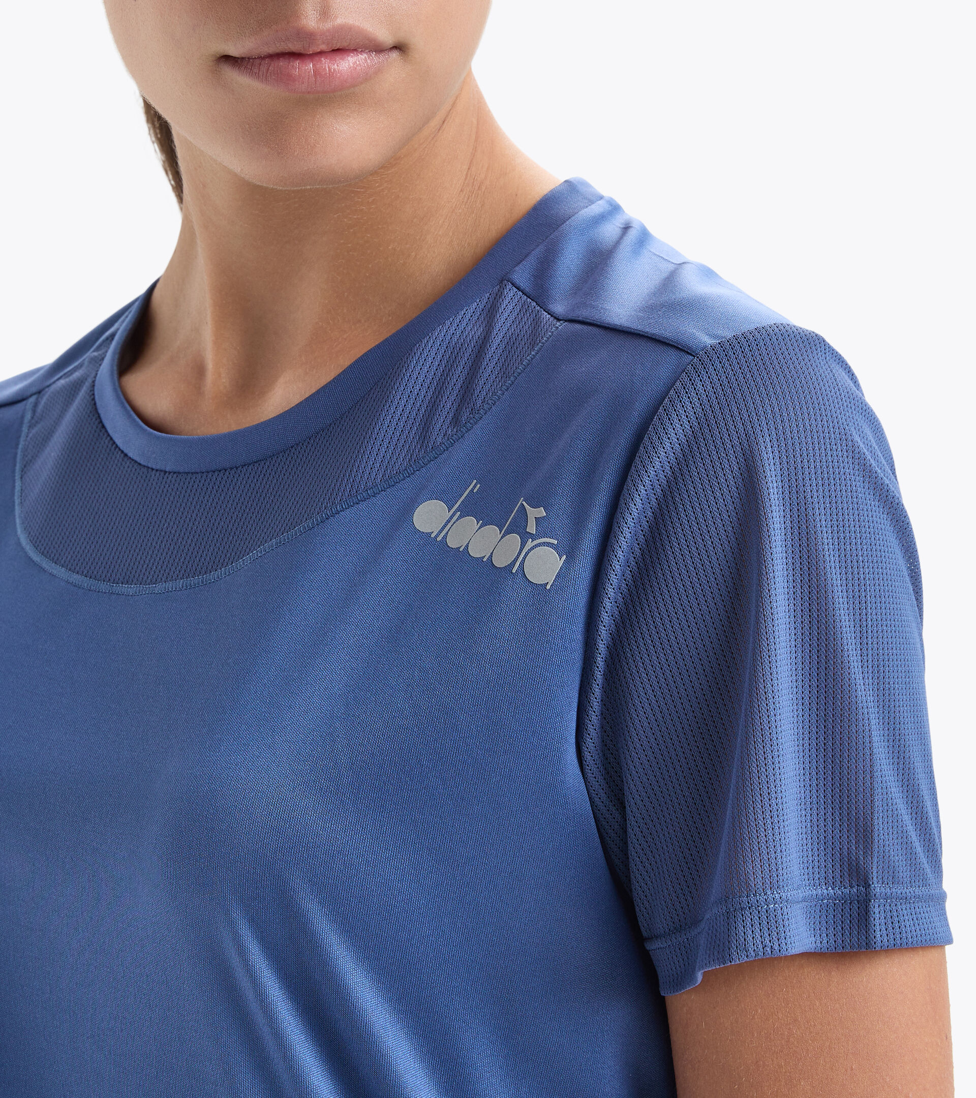 T-shirt de running en polyester - Femme L. SS CORE TEE AUTHENTIQUE MARINEBLEU - Diadora
