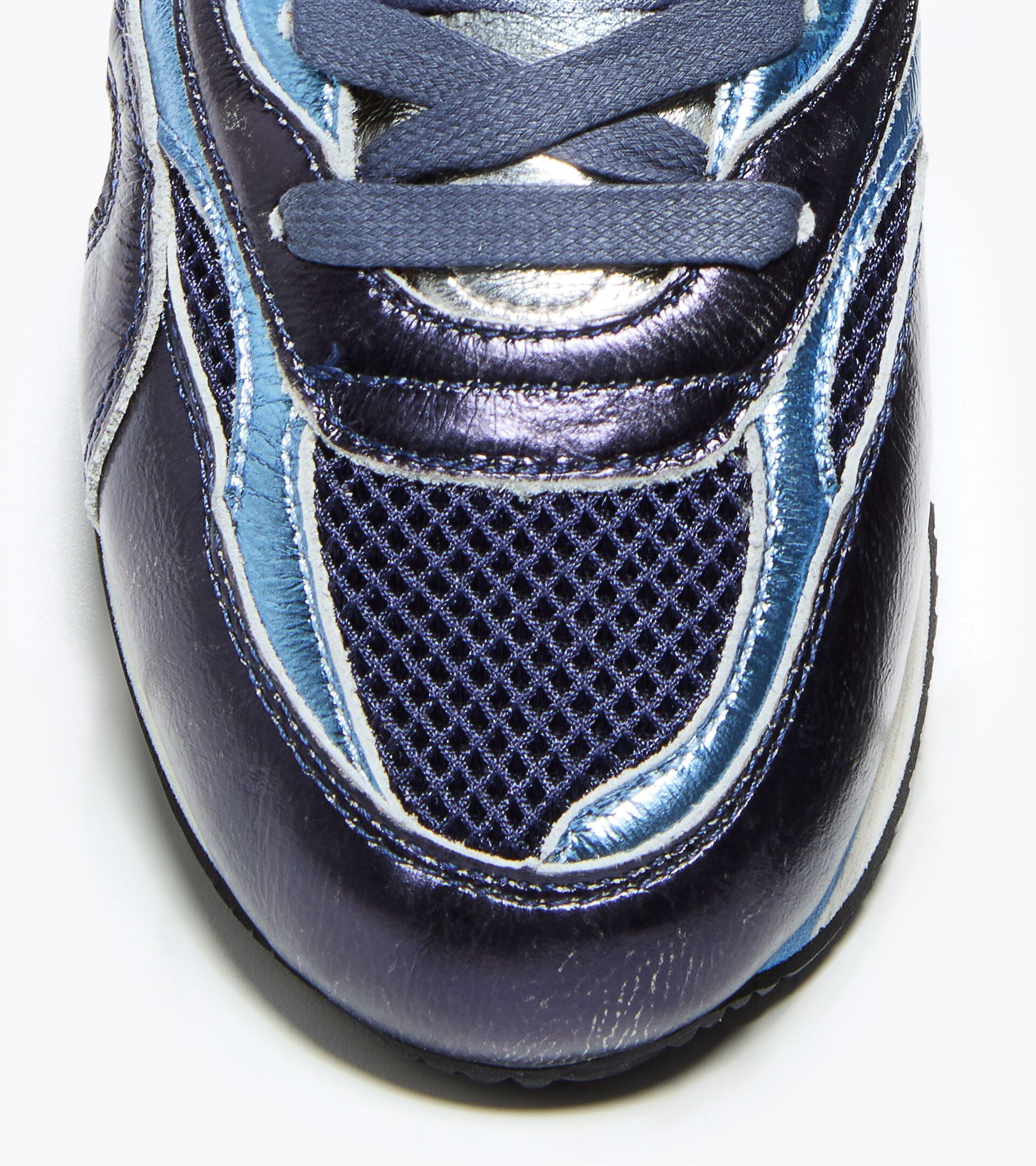 Heritage Sneaker in Laminated Leather - Low-Profile - Women&rsquo;s EQUIPE REVENGE METAL WN BLUE BELL - Diadora