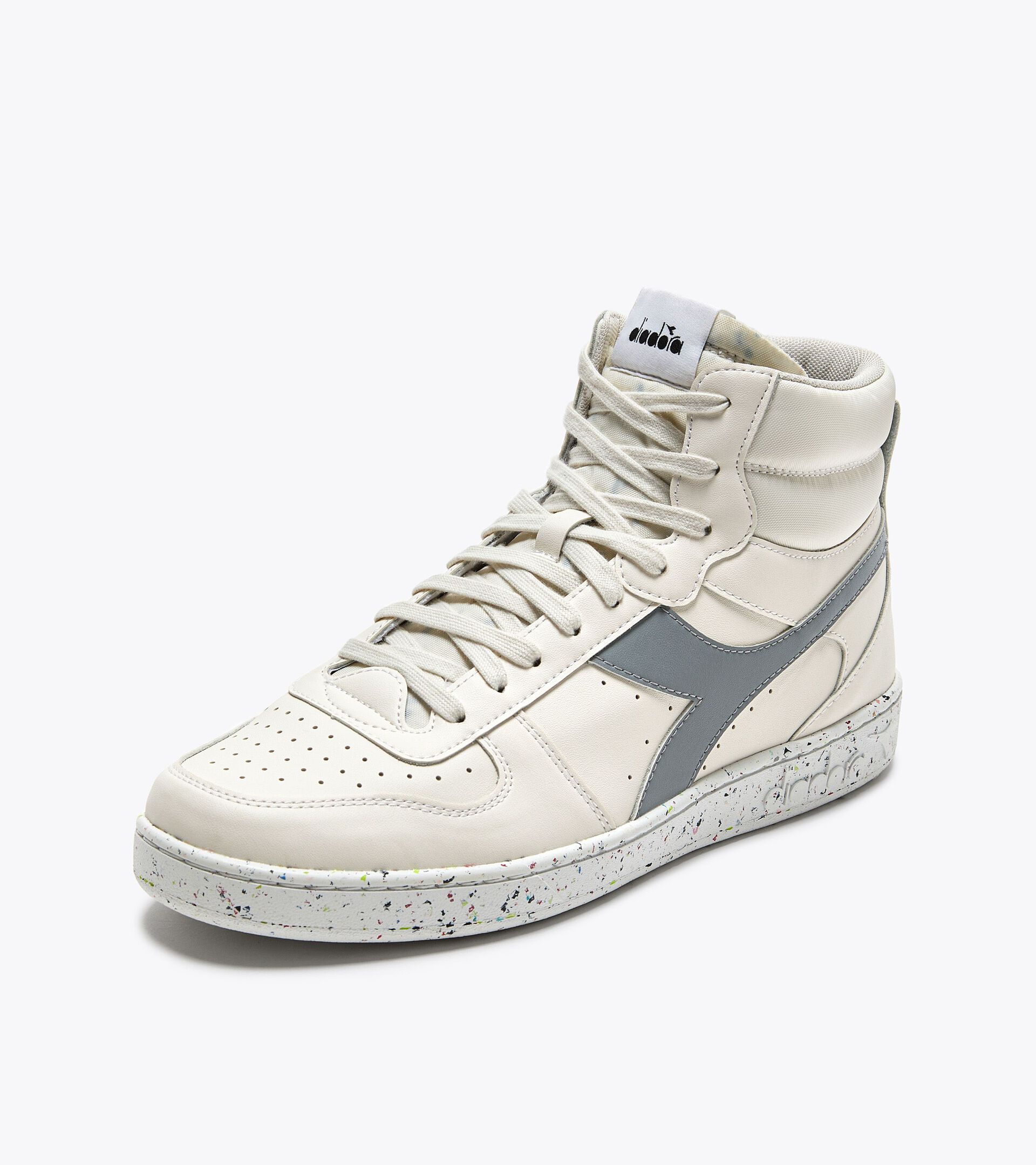 Chaussures de sportswear - Gender neutral MAGIC BASKET MID 2030 BLANCHE MURMURE/ULTIMATE GRIS - Diadora