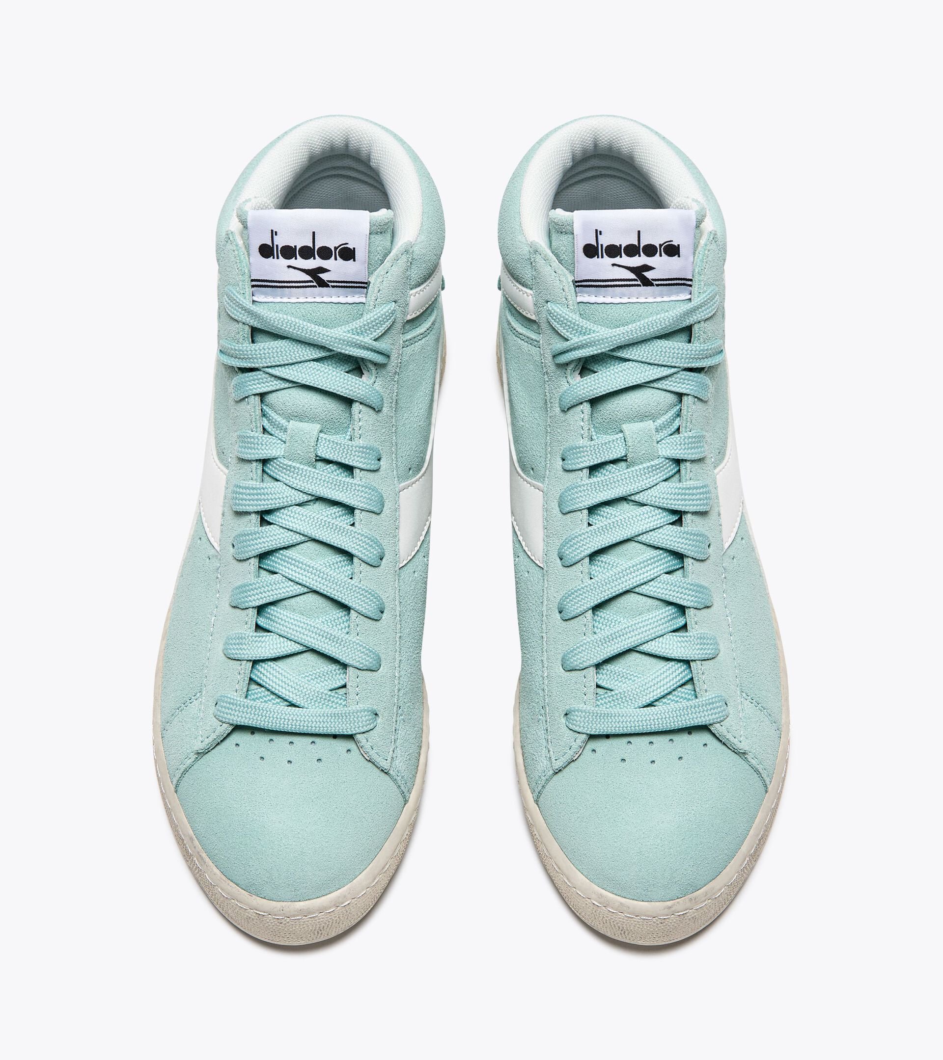 Sporty sneakers - Gender neutral GAME L HIGH SUEDE WAXED SURF SPRAY - Diadora
