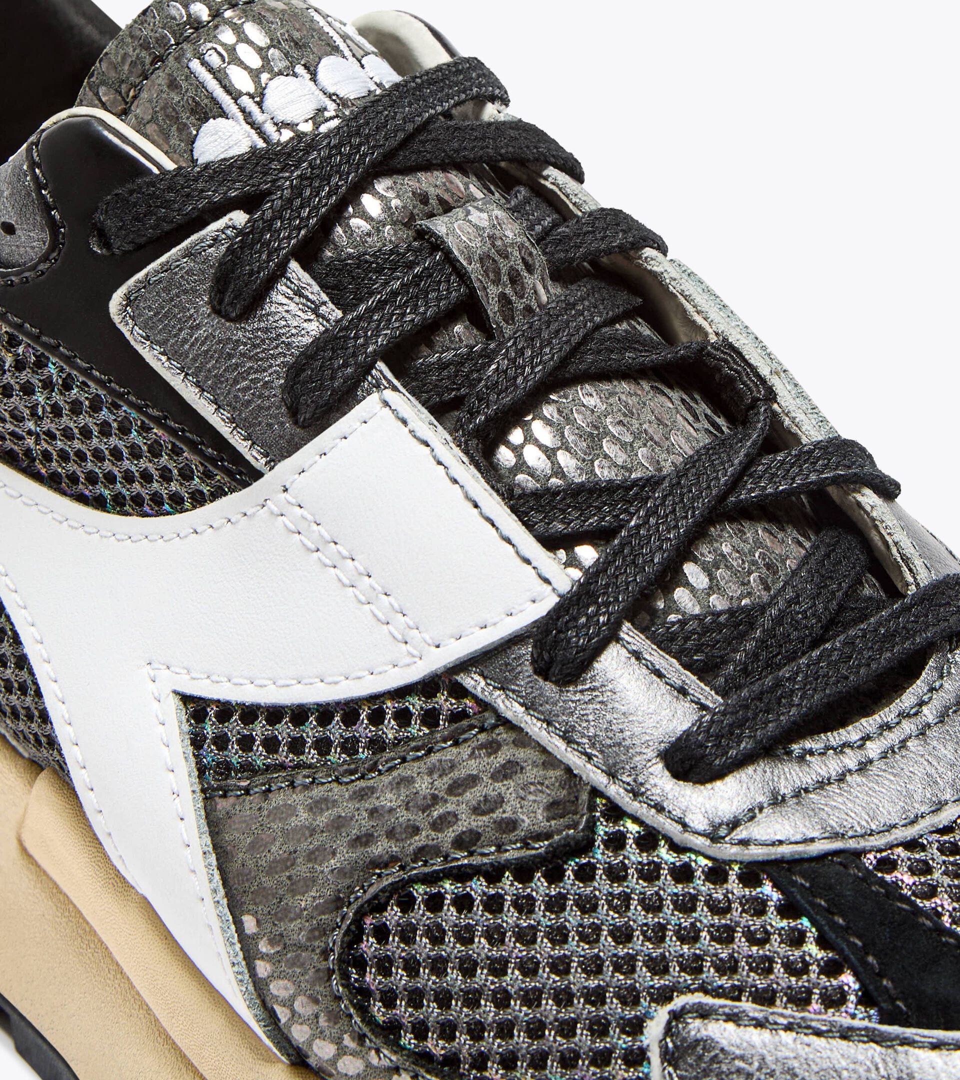 Heritage sneakers - Women’s MERCURY ELITE COBRA USED WN SCHWARZ - Diadora