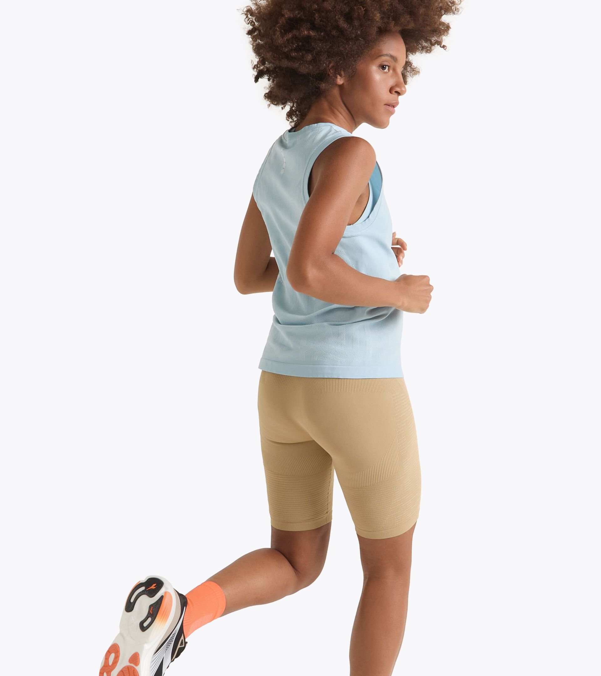 Short technique thermorégulateur - Running - Femme
 L. SHORTER STRATOUNO BEIGE HOUMMOS - Diadora