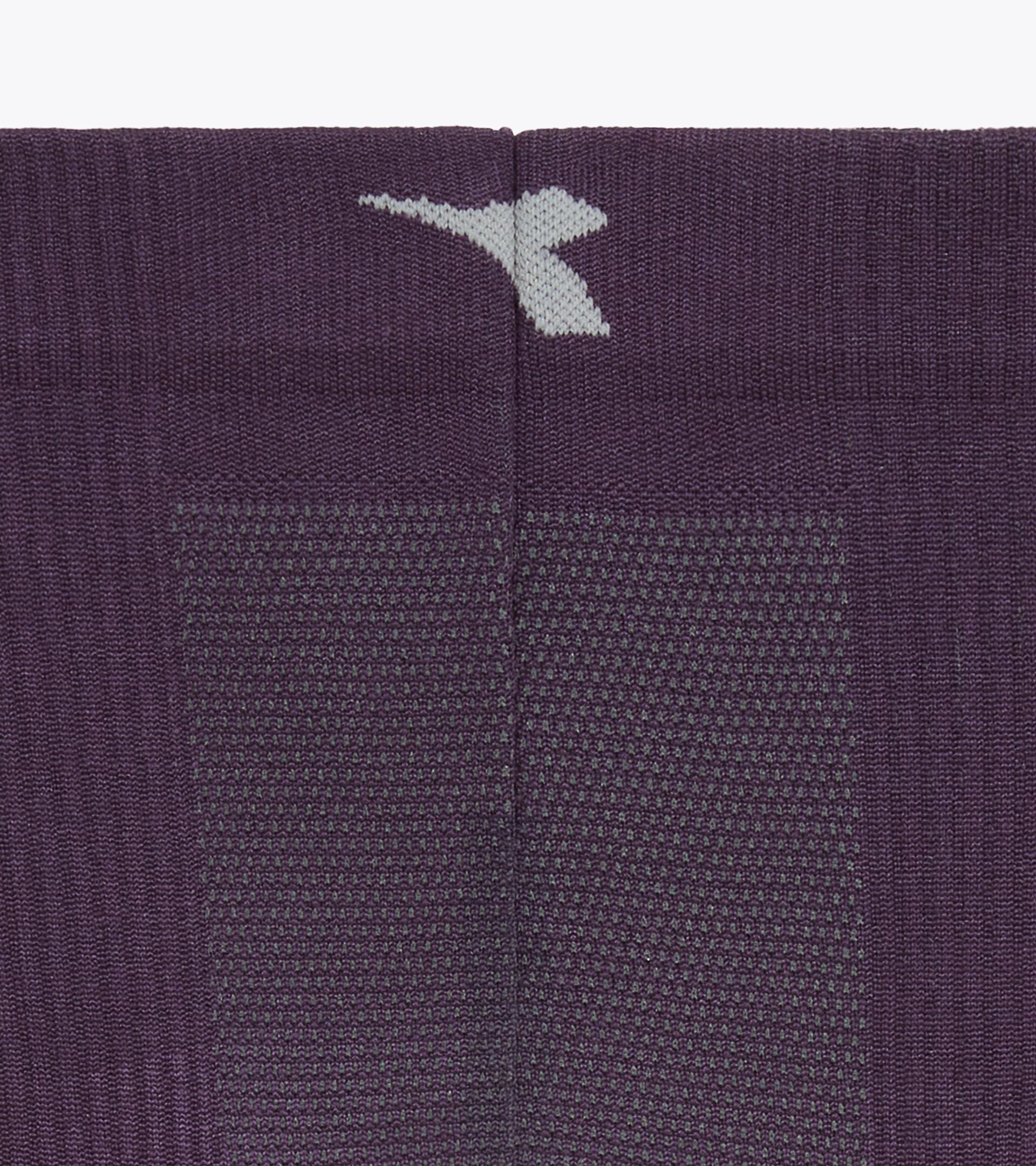 Calcetines de running - Para todos los g&eacute;neros STRATOUNO CREW SOCKS COMPOTA DE UVA - Diadora