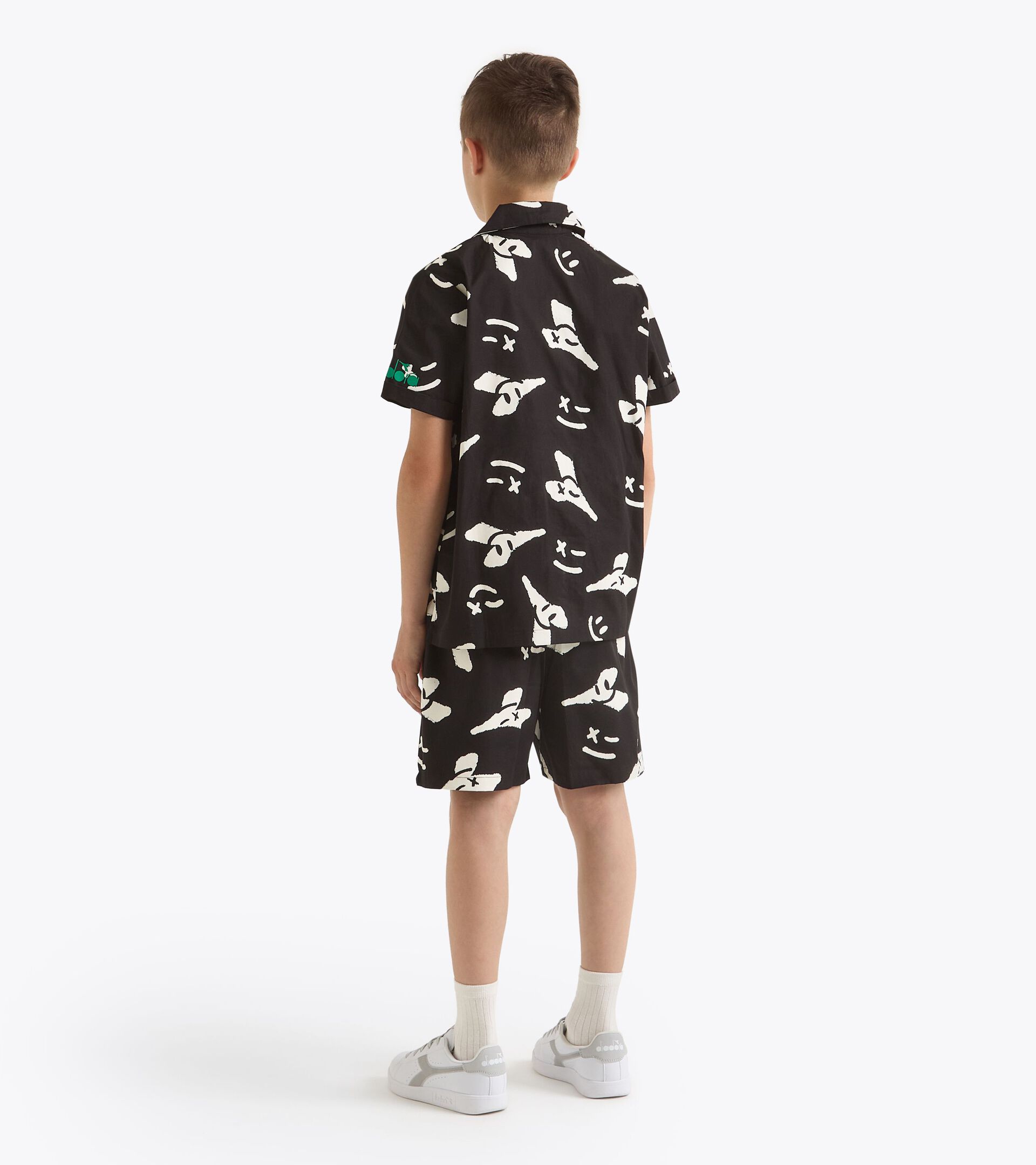 Conjunto - Corte cómodo - Niño JB. SET SMILE LOGO NEGRO - Diadora