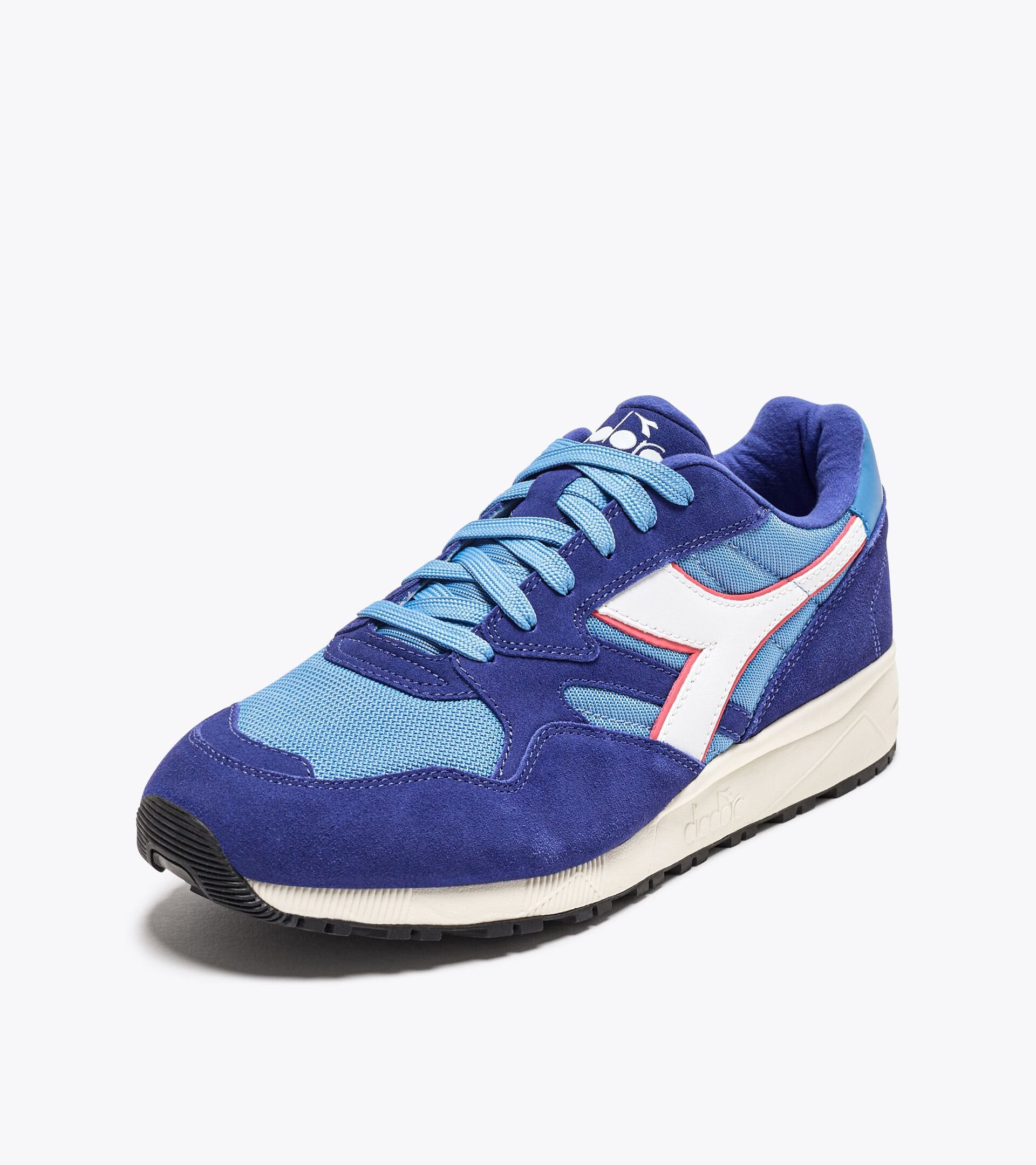 Sporty sneakers - All-Gender N902 BLUE ASTER/MAZARINE BLUE - Diadora
