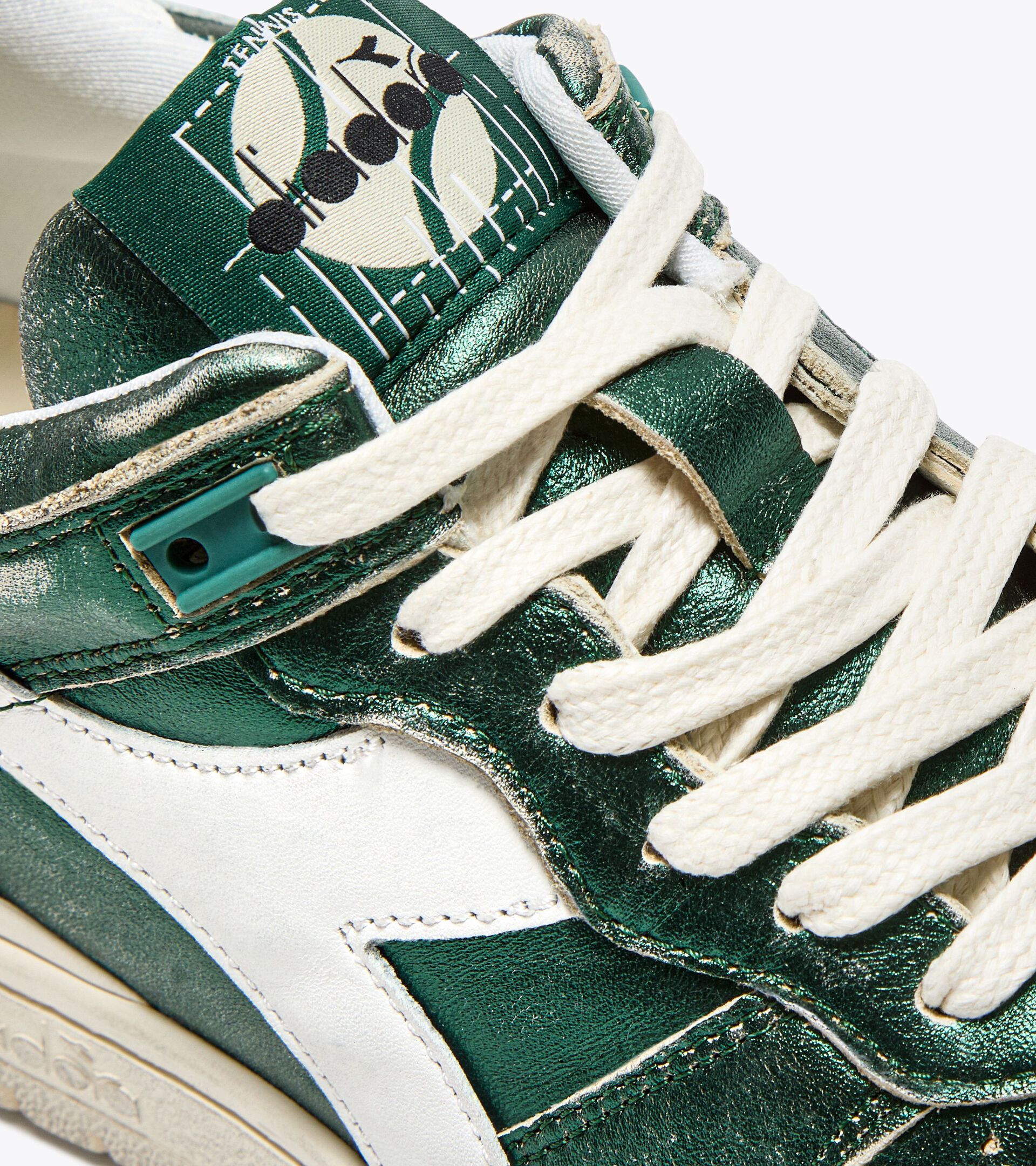 Heritage leather sneaker - Women’s B.560 METALLIC WN GREEN EVERGREEN - Diadora
