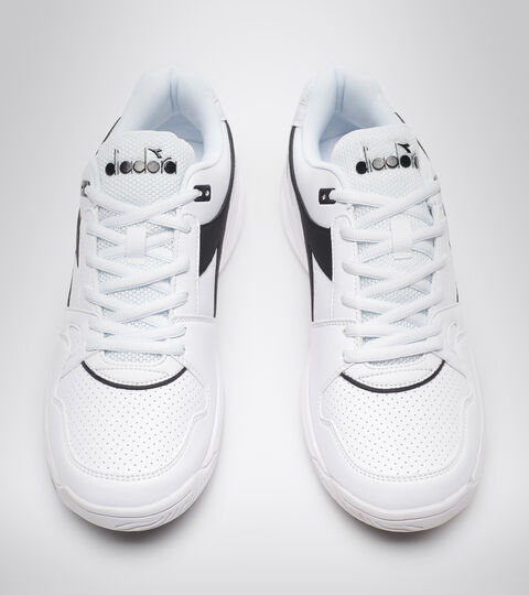 VOLEE 3, BLANC/NOIR (C0351). Chaussures de tennis pour terrains durs et terre battue - Homme VOLEE 3 BLANC/NOIR (C0351). - Diadora