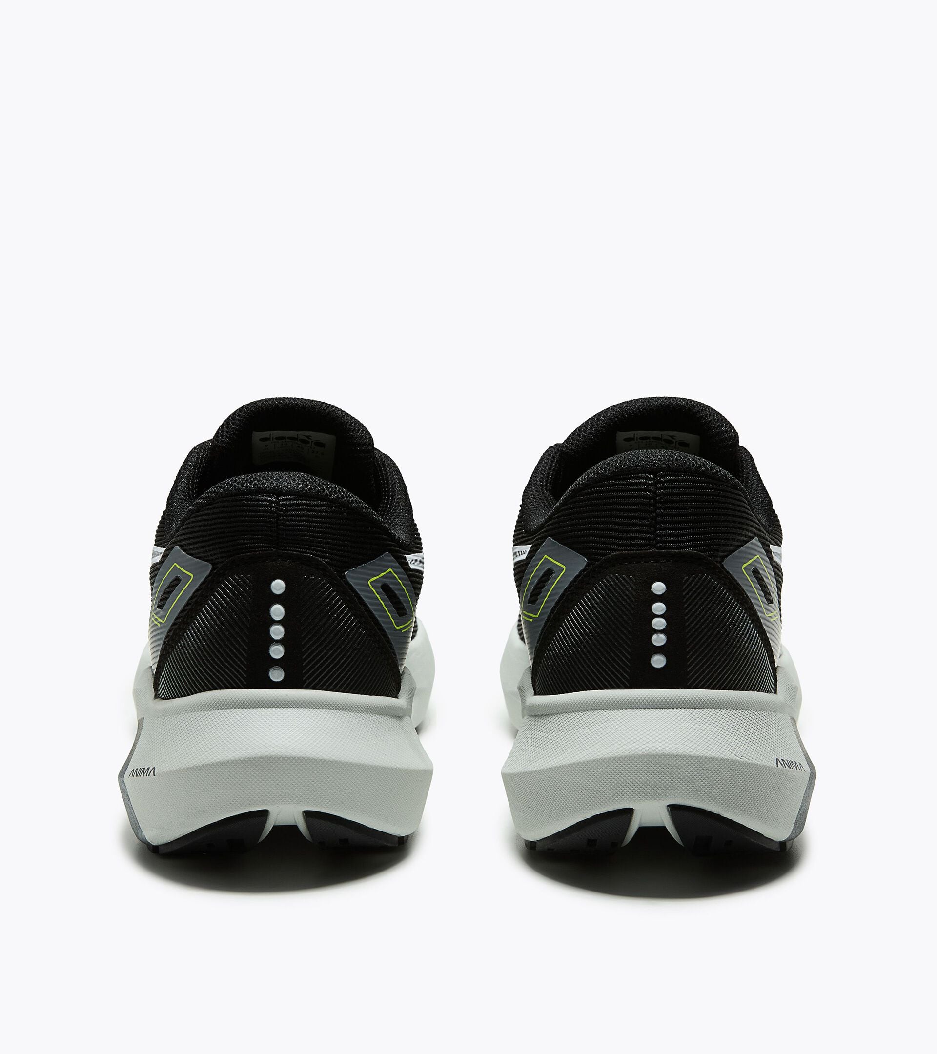 Neutraler Laufschuh - Herren STRADA 4 SCHWARZ/SILBER - Diadora